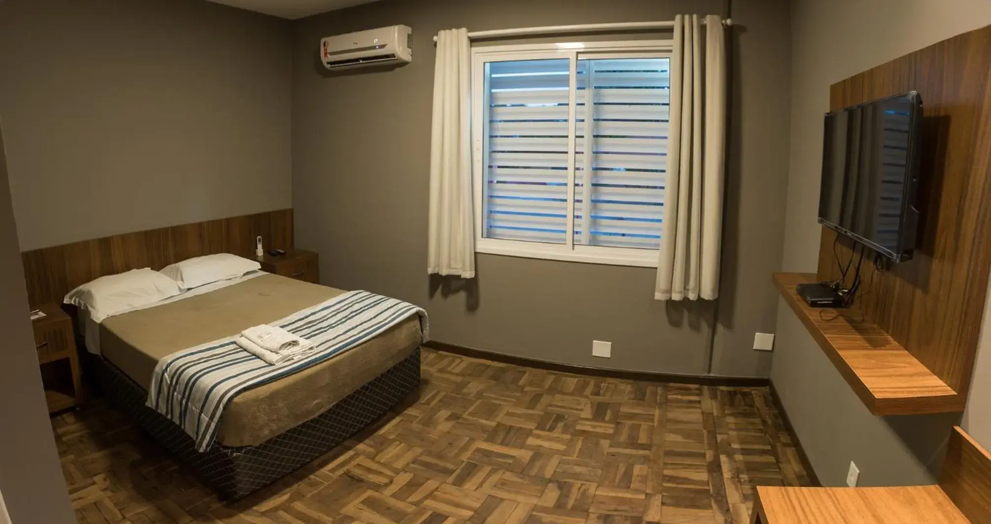 Single Room with Air Conditioning - single occupancy in Ipê Hotel Express Single Room with Air Conditioning - single occupancy in Ipê Hotel Express