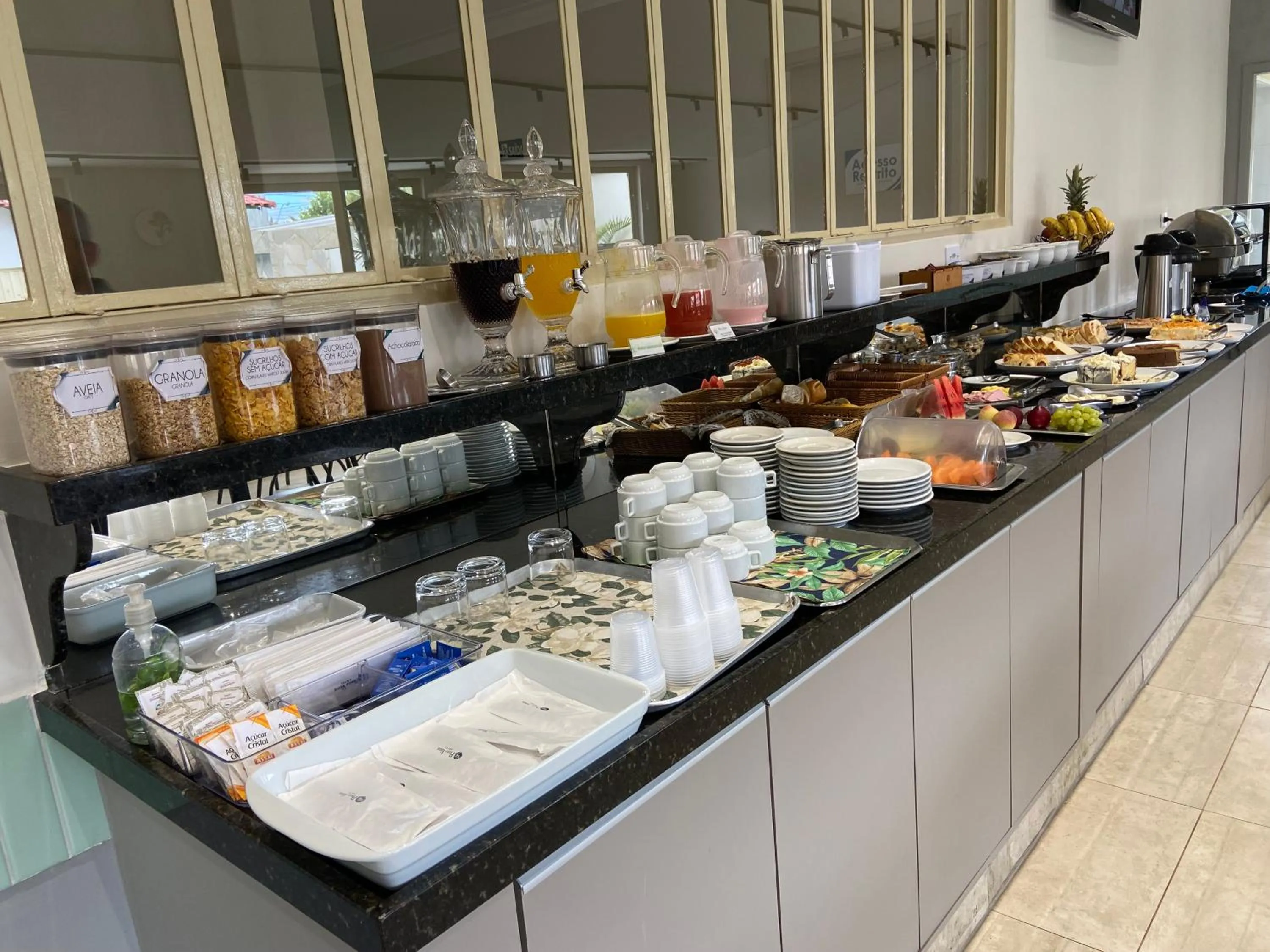 Breakfast in Perola Verde Hotel