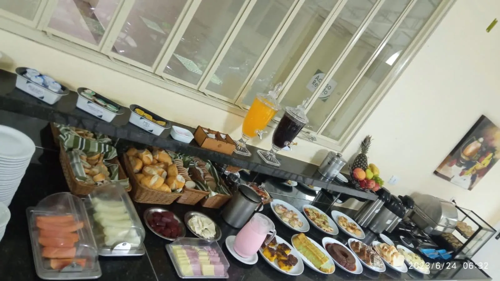 Breakfast in Perola Verde Hotel