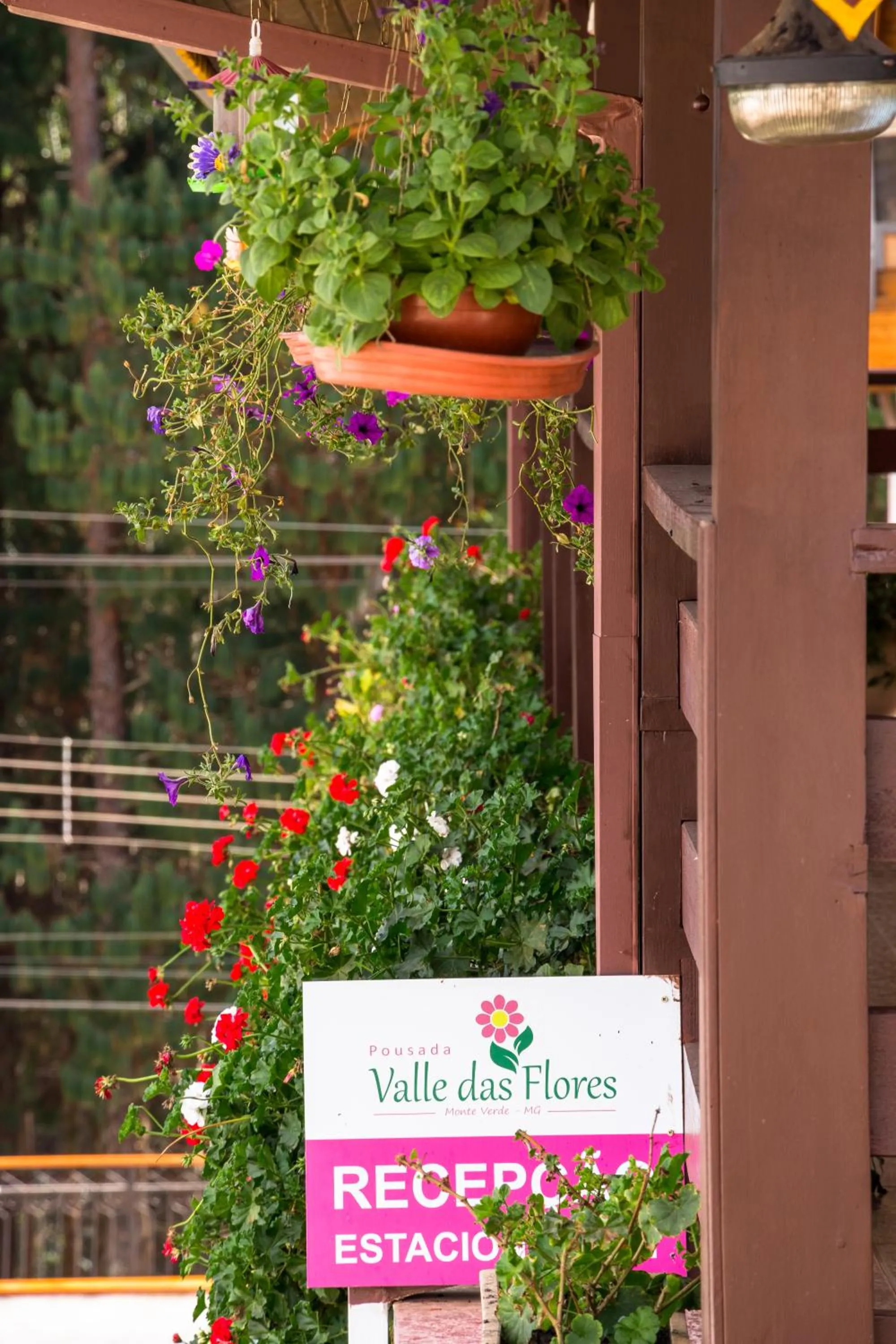 Property logo or sign in Pousada Valle das Flores Monte Verde