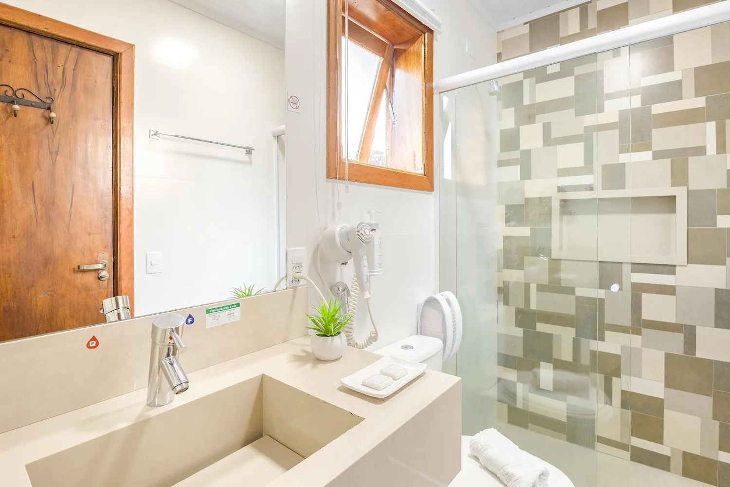 Bathroom in Pousada Valle das Flores Monte Verde