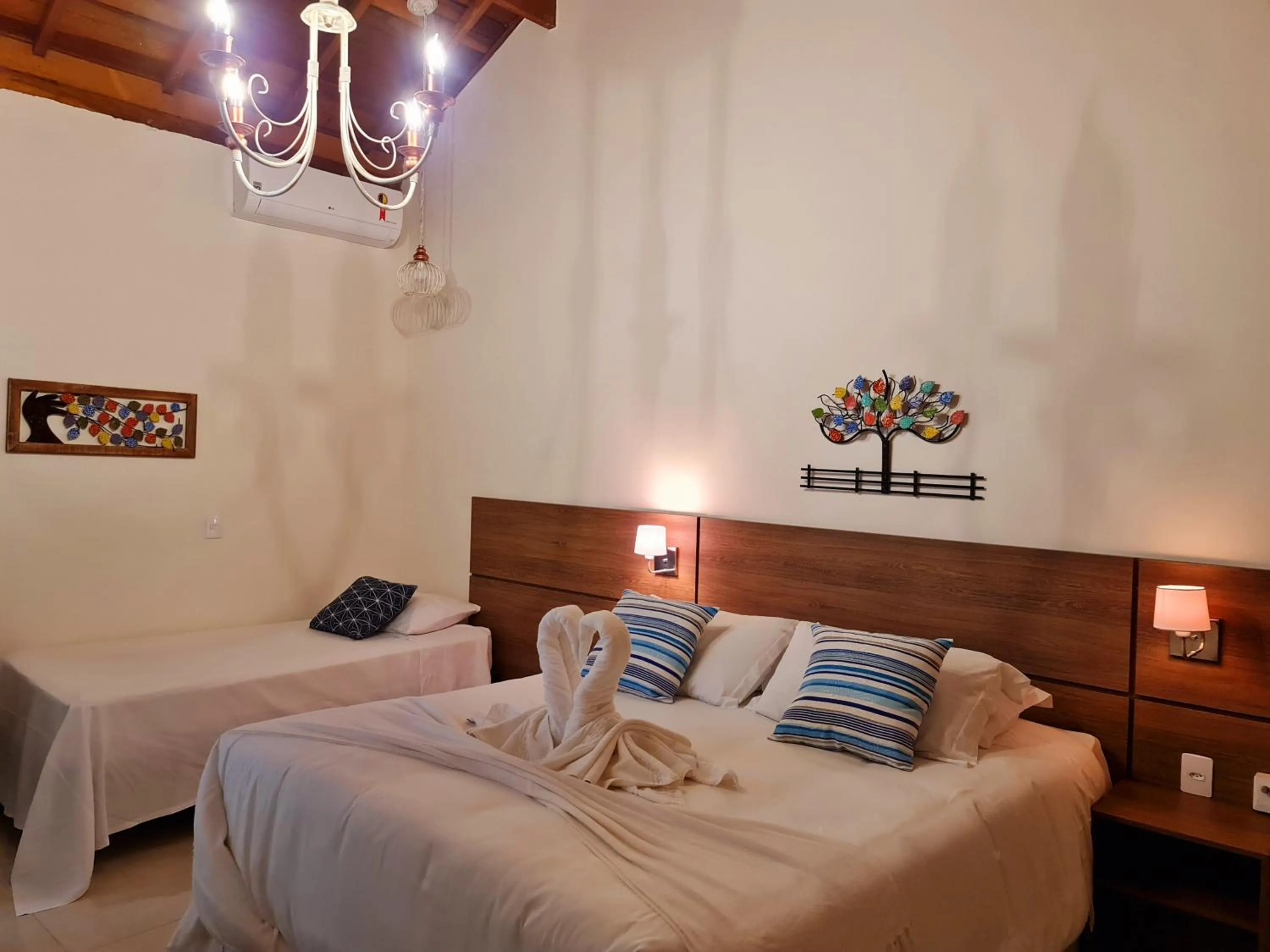 Bedroom, Bed in Pousada Valle das Flores Monte Verde