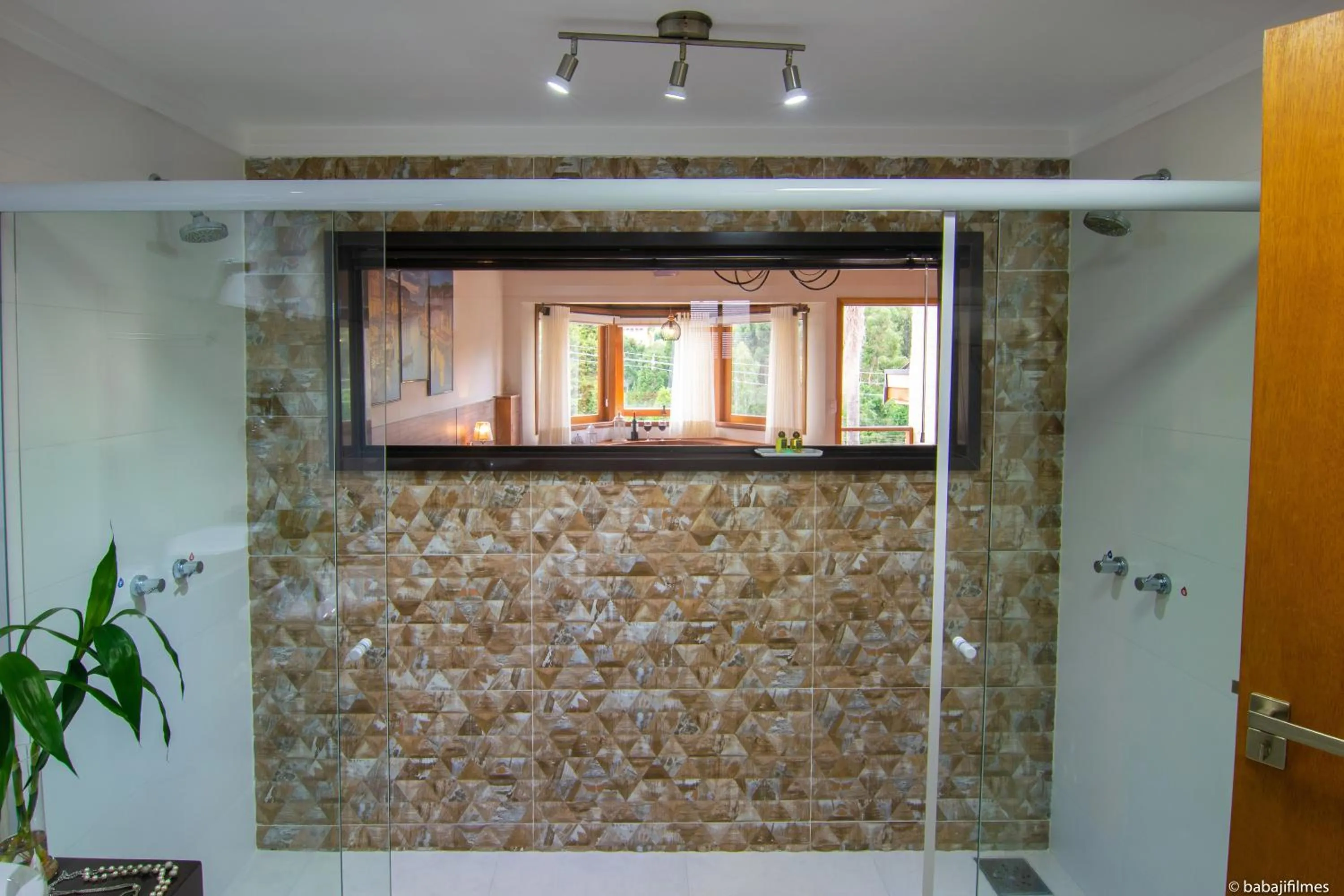 Bathroom in Pousada Valle das Flores Monte Verde