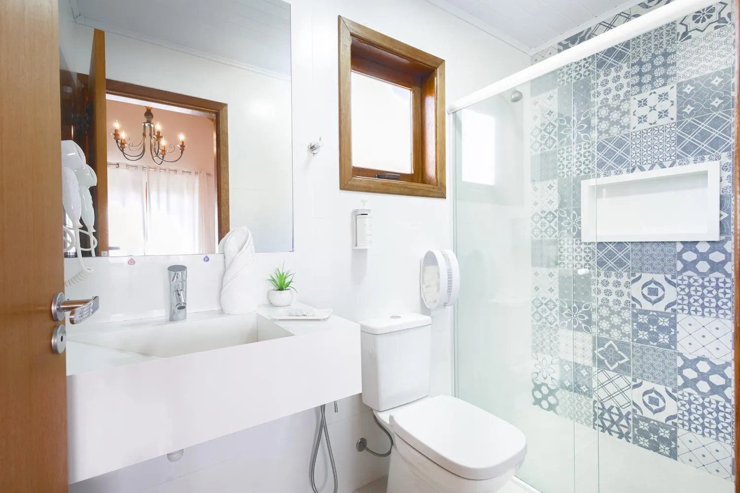 Bathroom in Pousada Valle das Flores Monte Verde