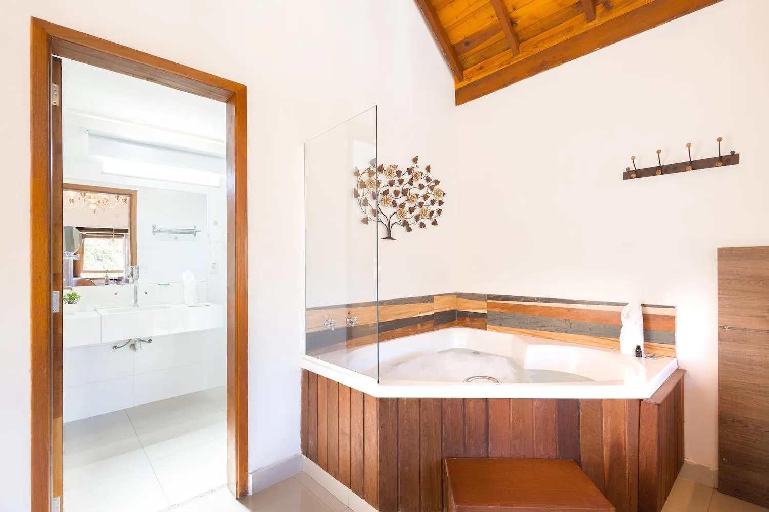 Hot Tub in Pousada Valle das Flores Monte Verde