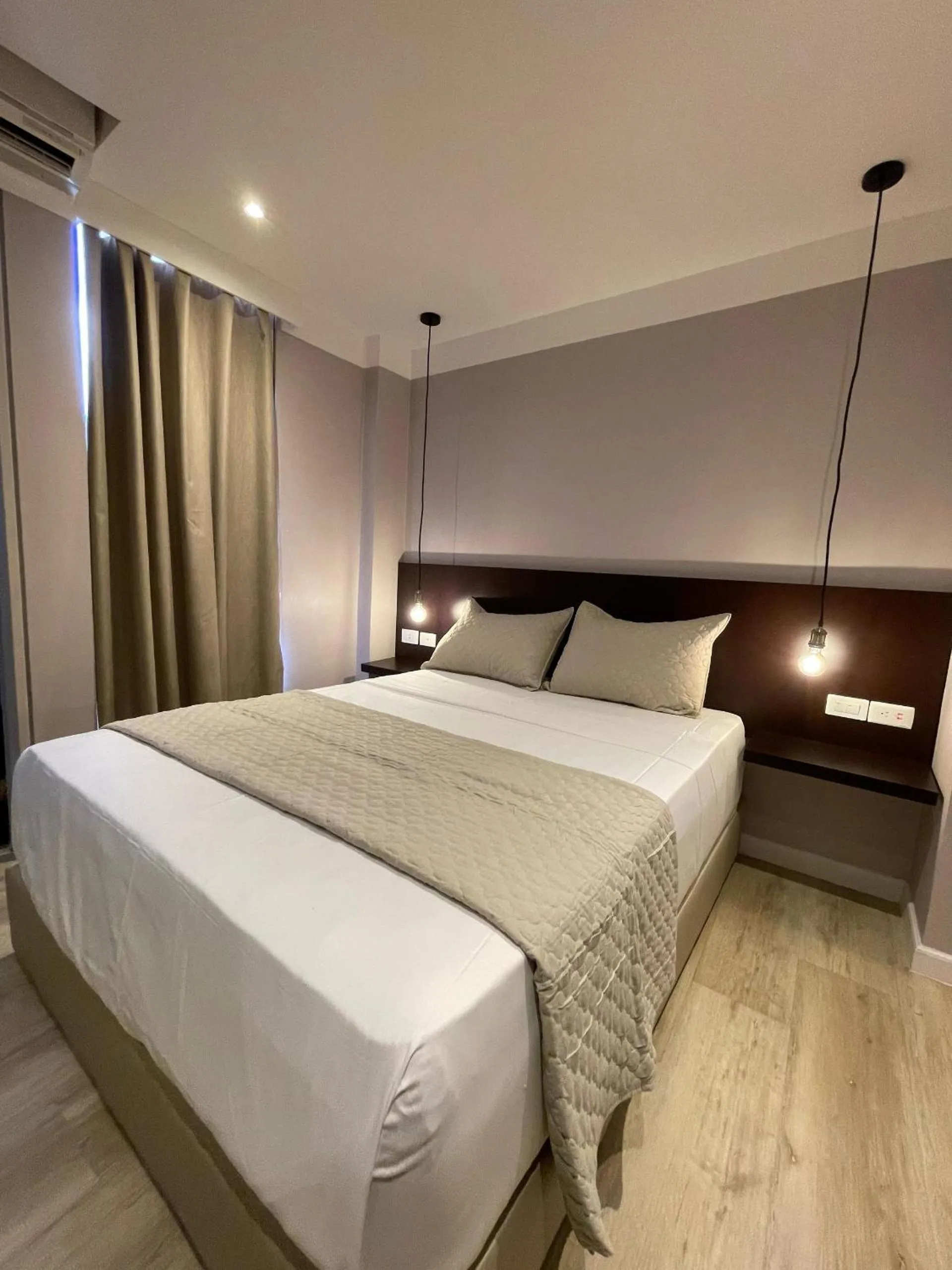 Bed in Hotel Grand Galaxie