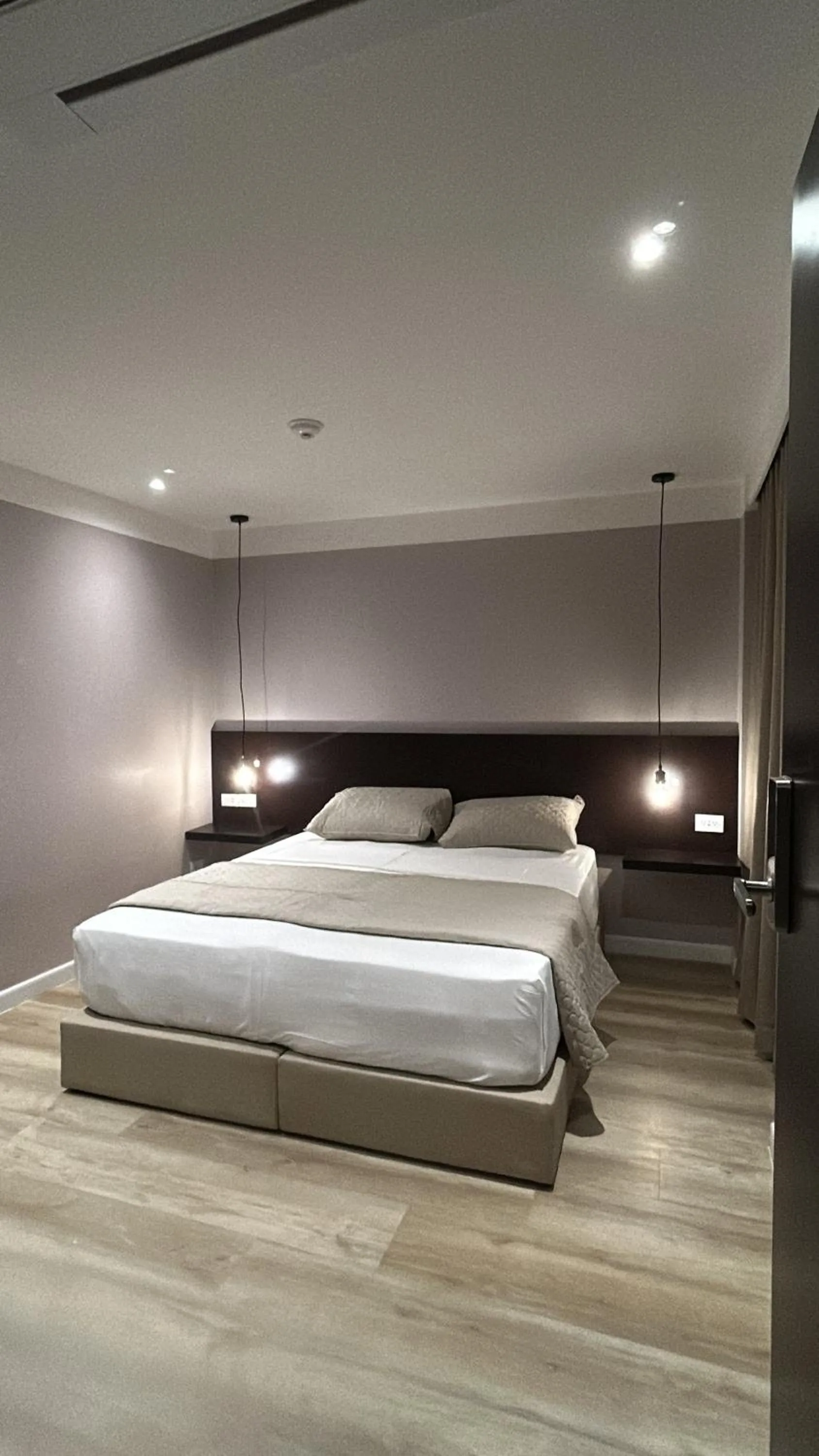 Bed in Hotel Grand Galaxie