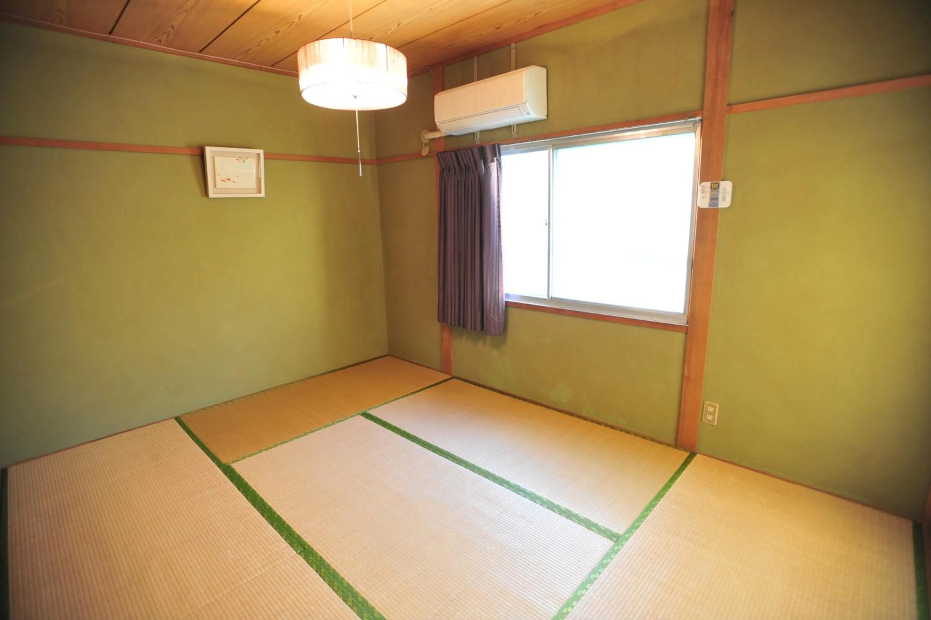 Day, Bed in Nagasaki Kagamiya