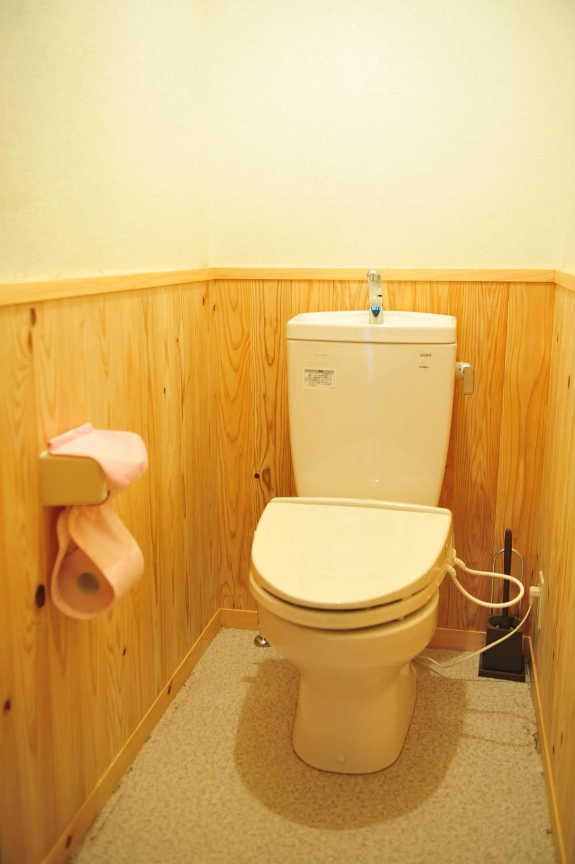 Toilet in Nagasaki Kagamiya