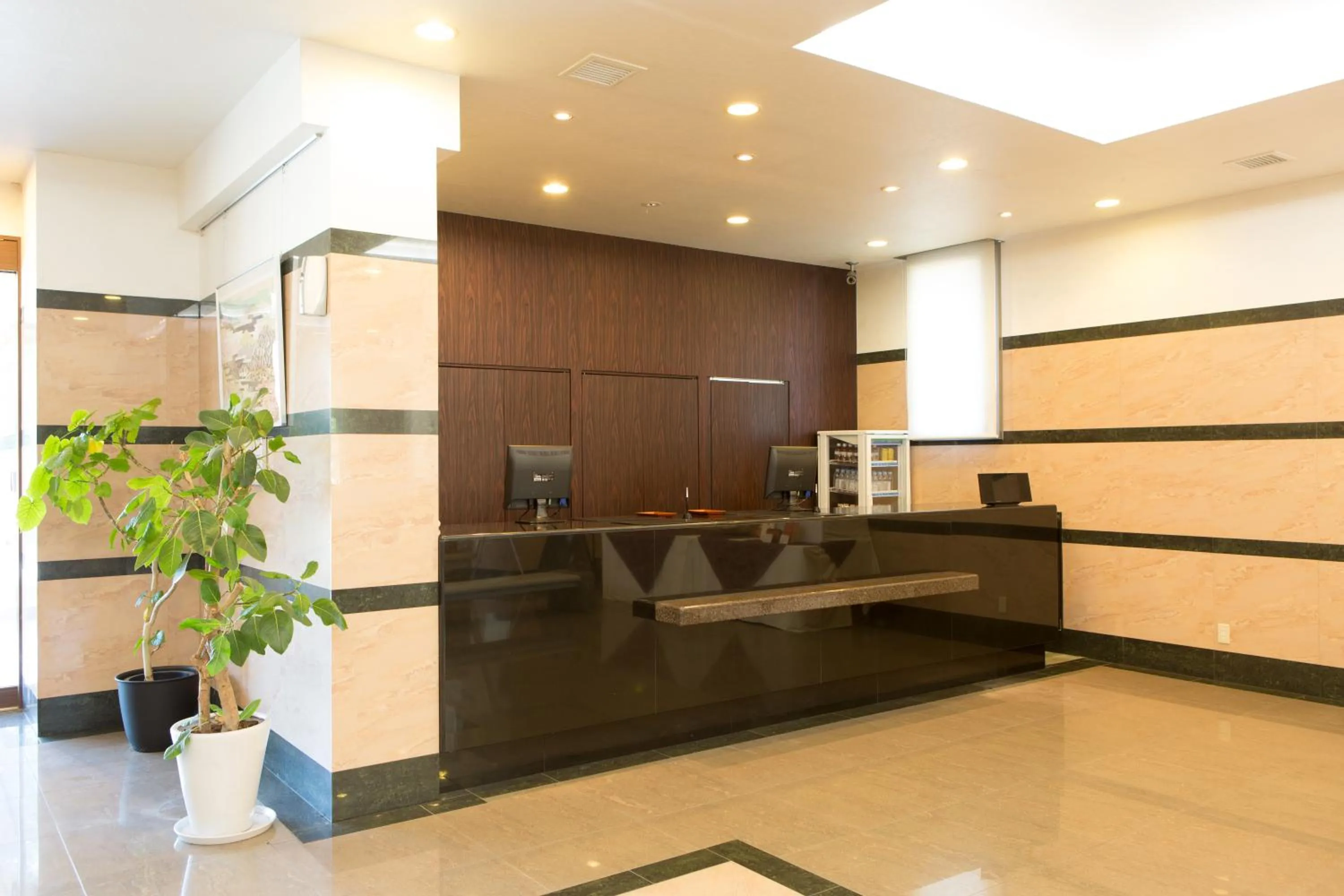 Lobby or reception in Ariston Inn Kanda Kitakyusyu Airport