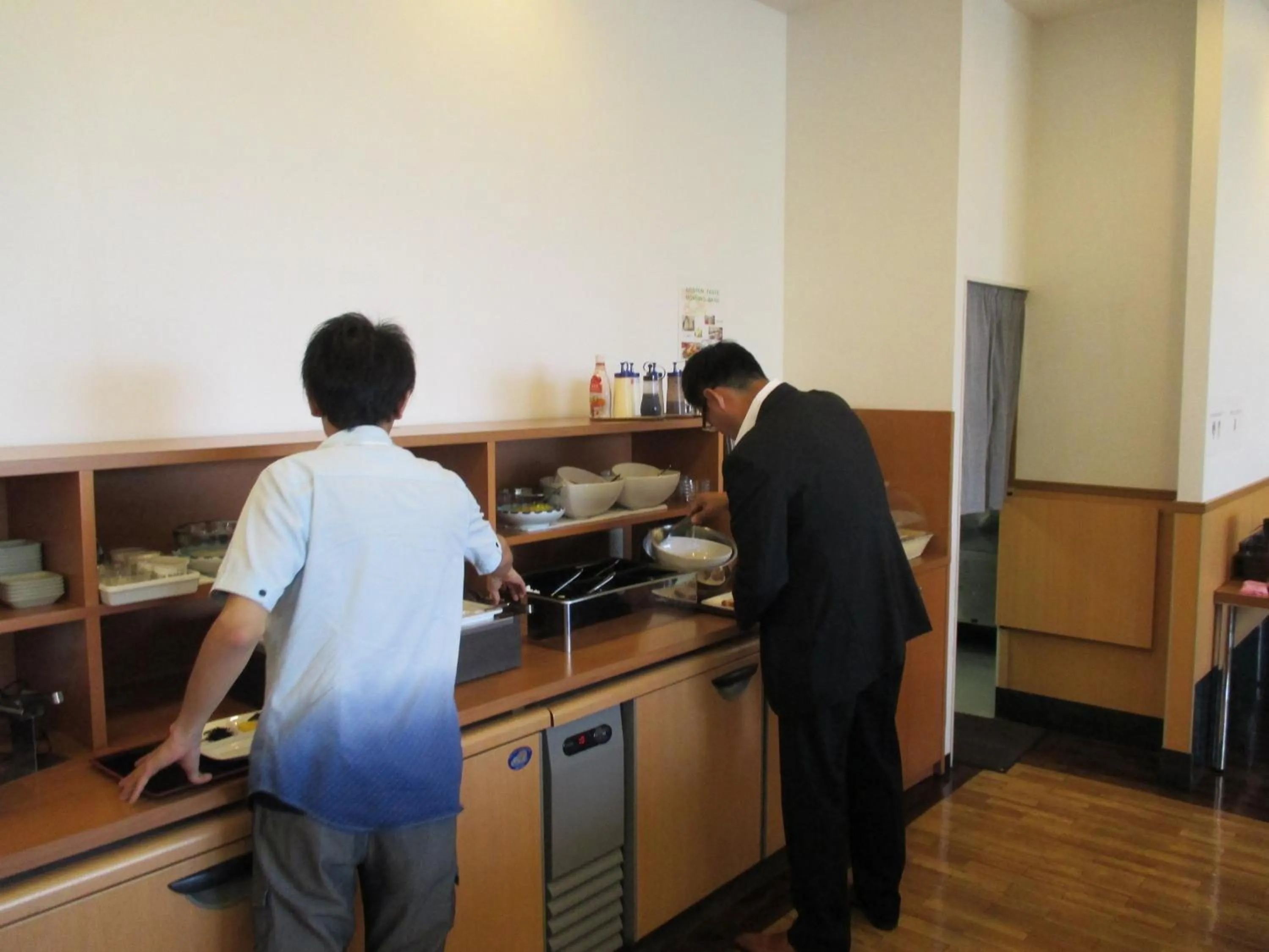 Restaurant/places to eat in Ariston Inn Kanda Kitakyusyu Airport