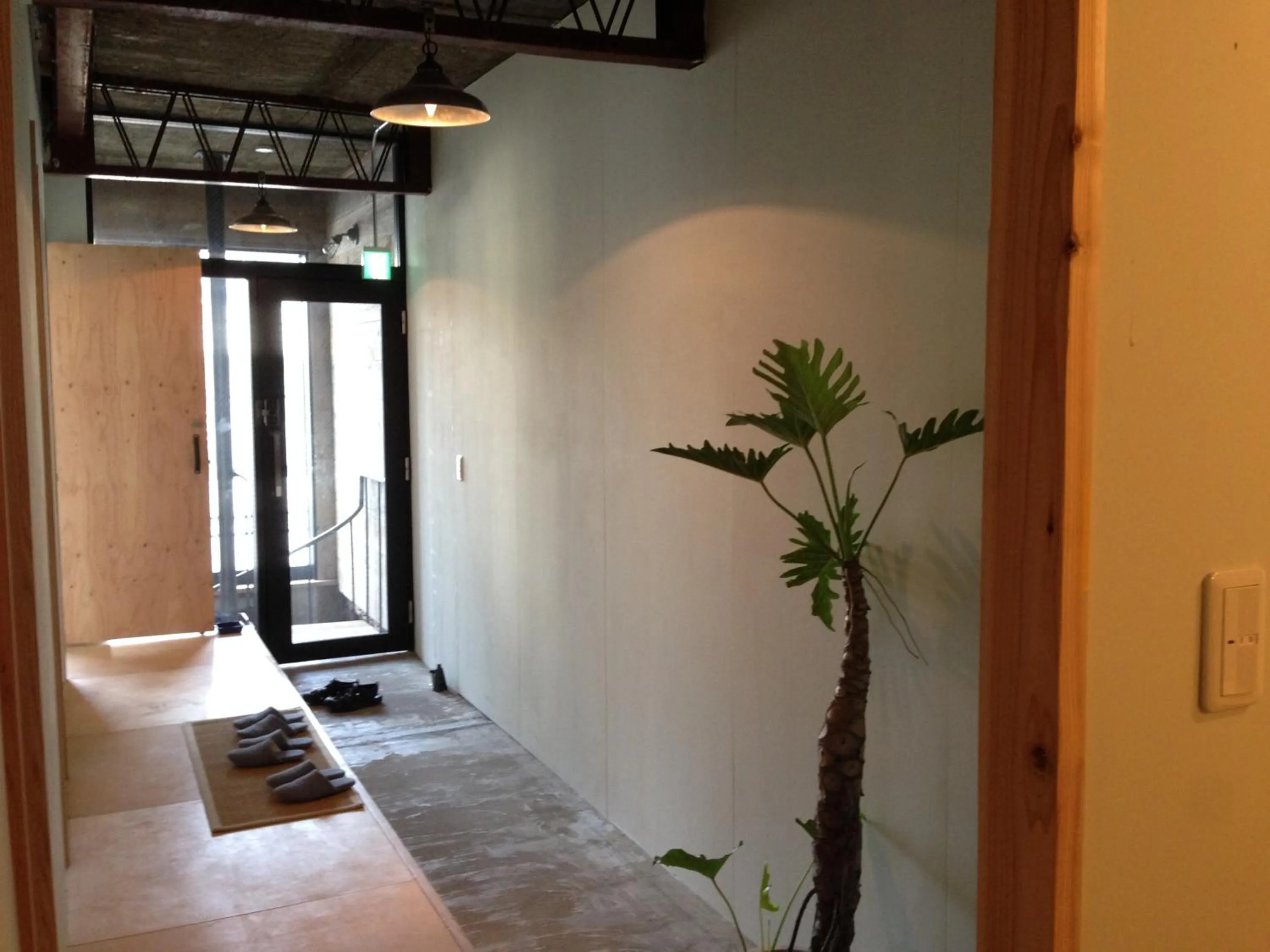 Property building in Kamp Houkan-cho Backpacker's Inn & Lounge