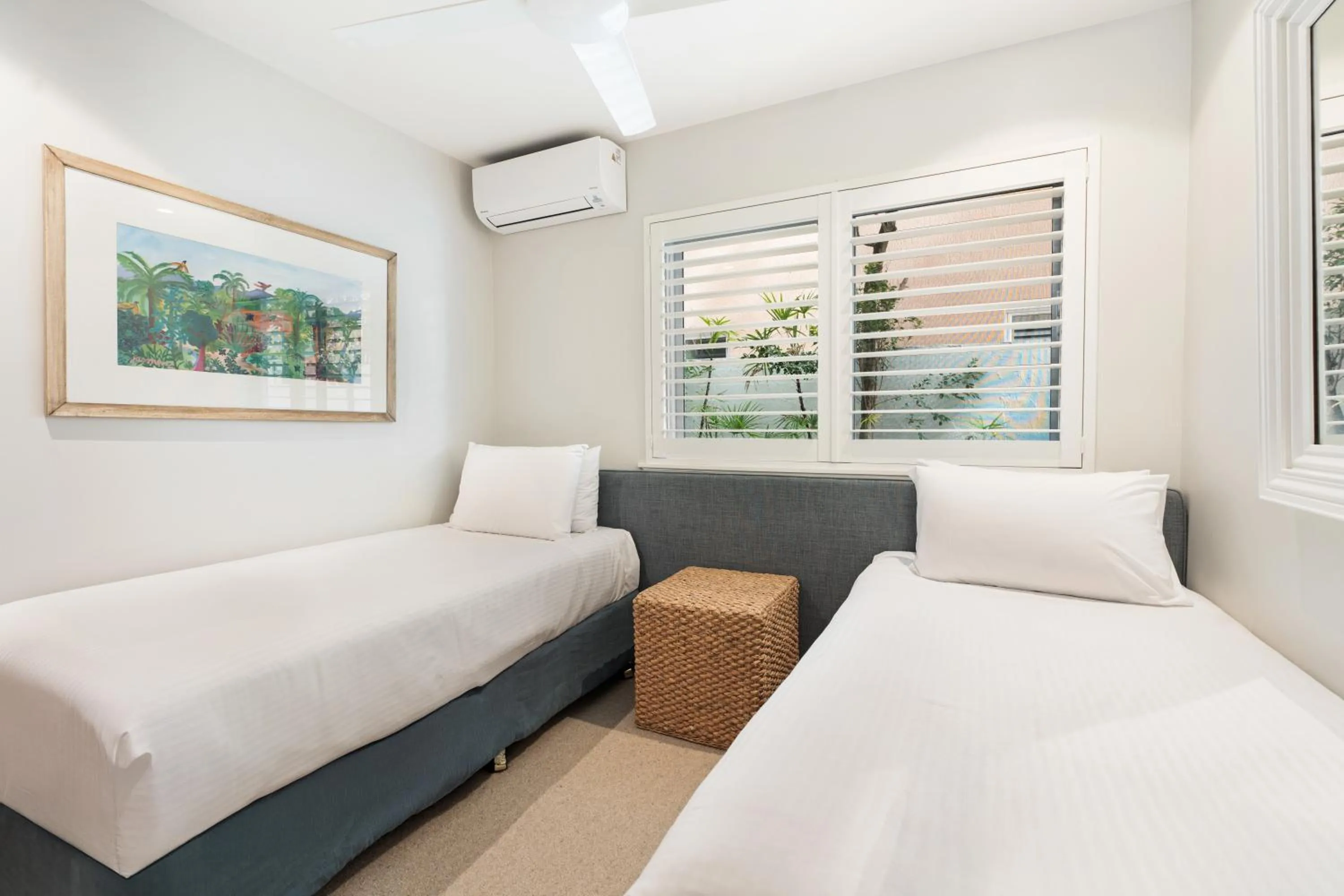 Bed in La Mer Apartments