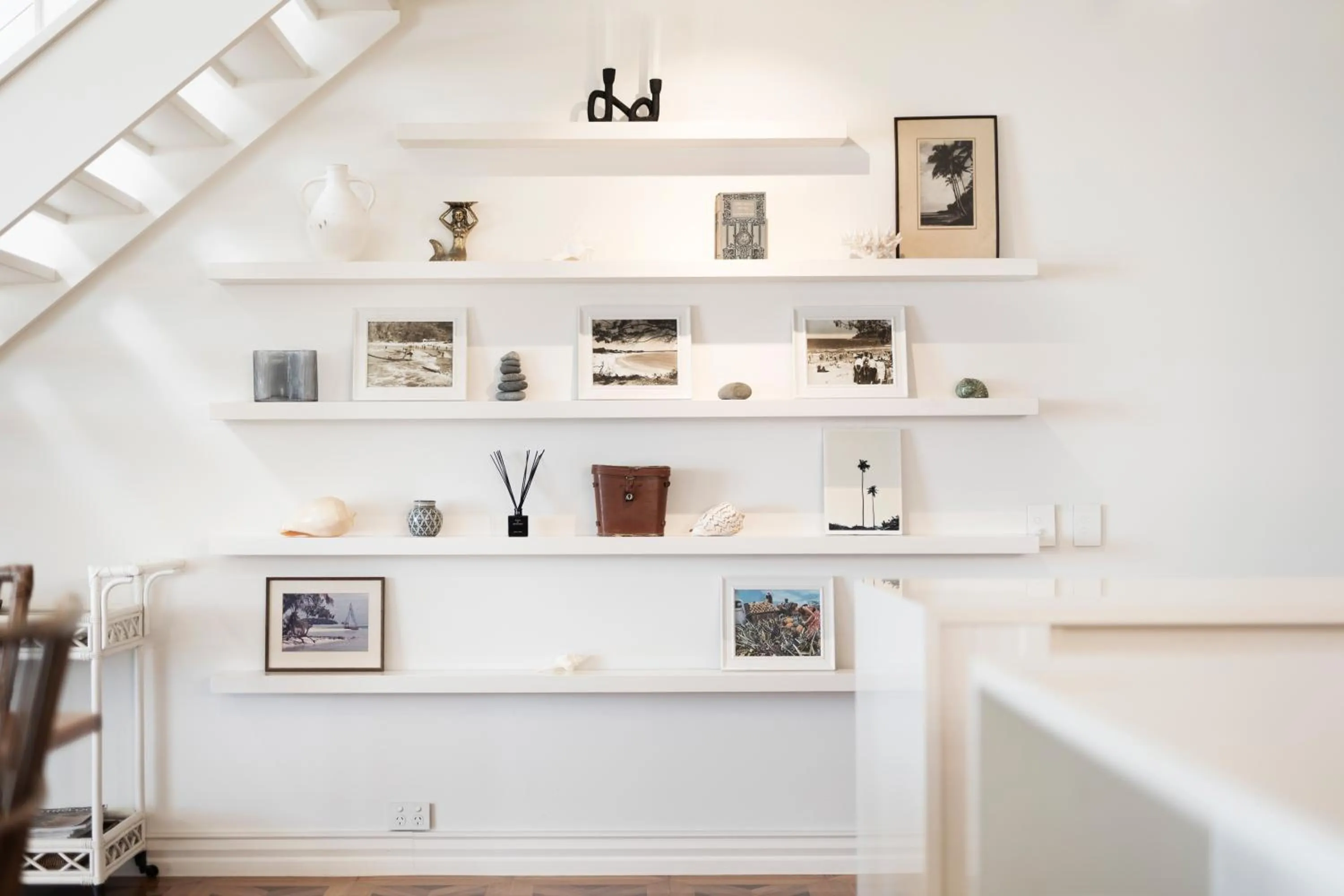 Decorative detail in La Mer Apartments