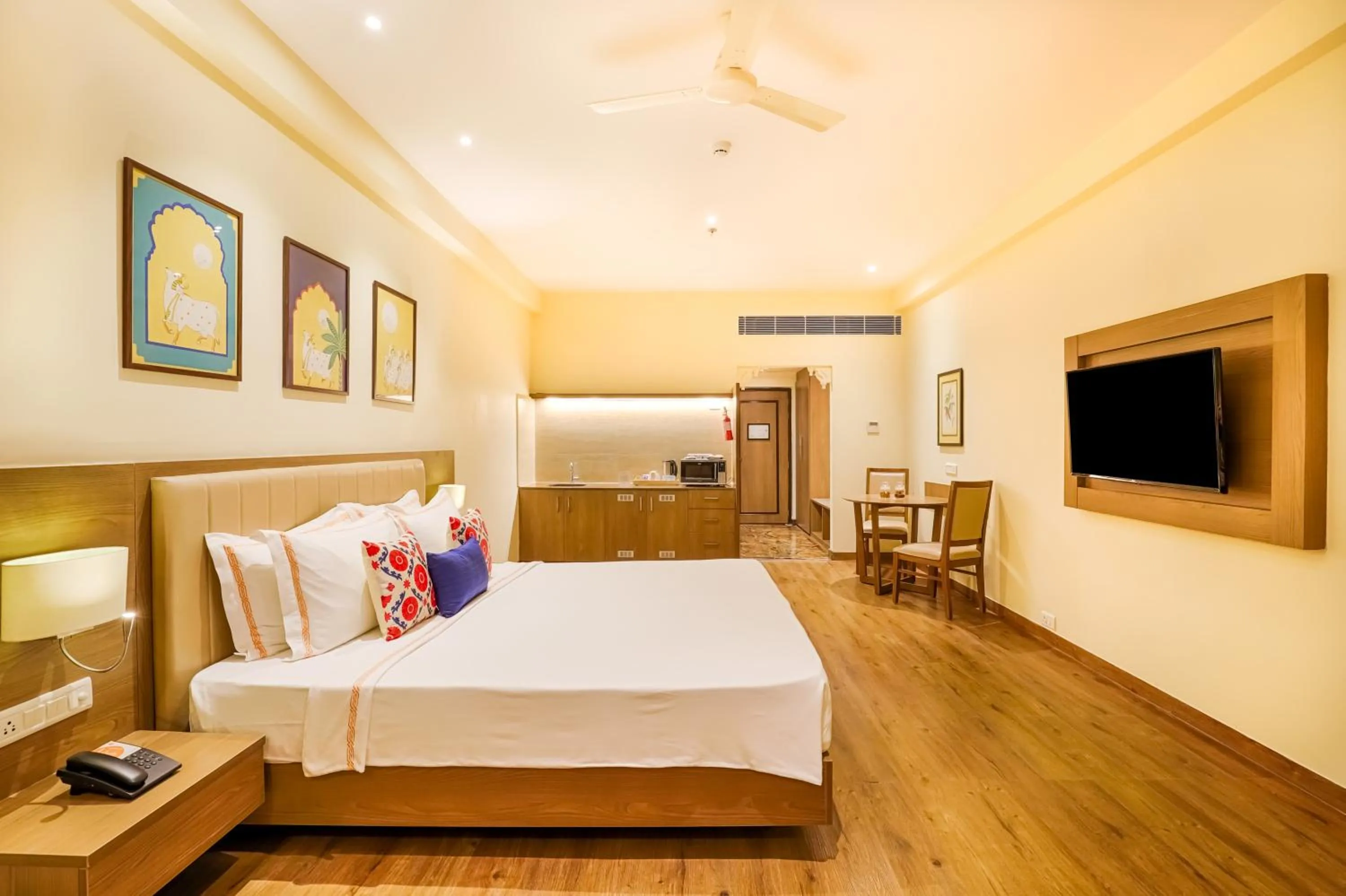 Bedroom, Bed in Club Mahindra Udaipur