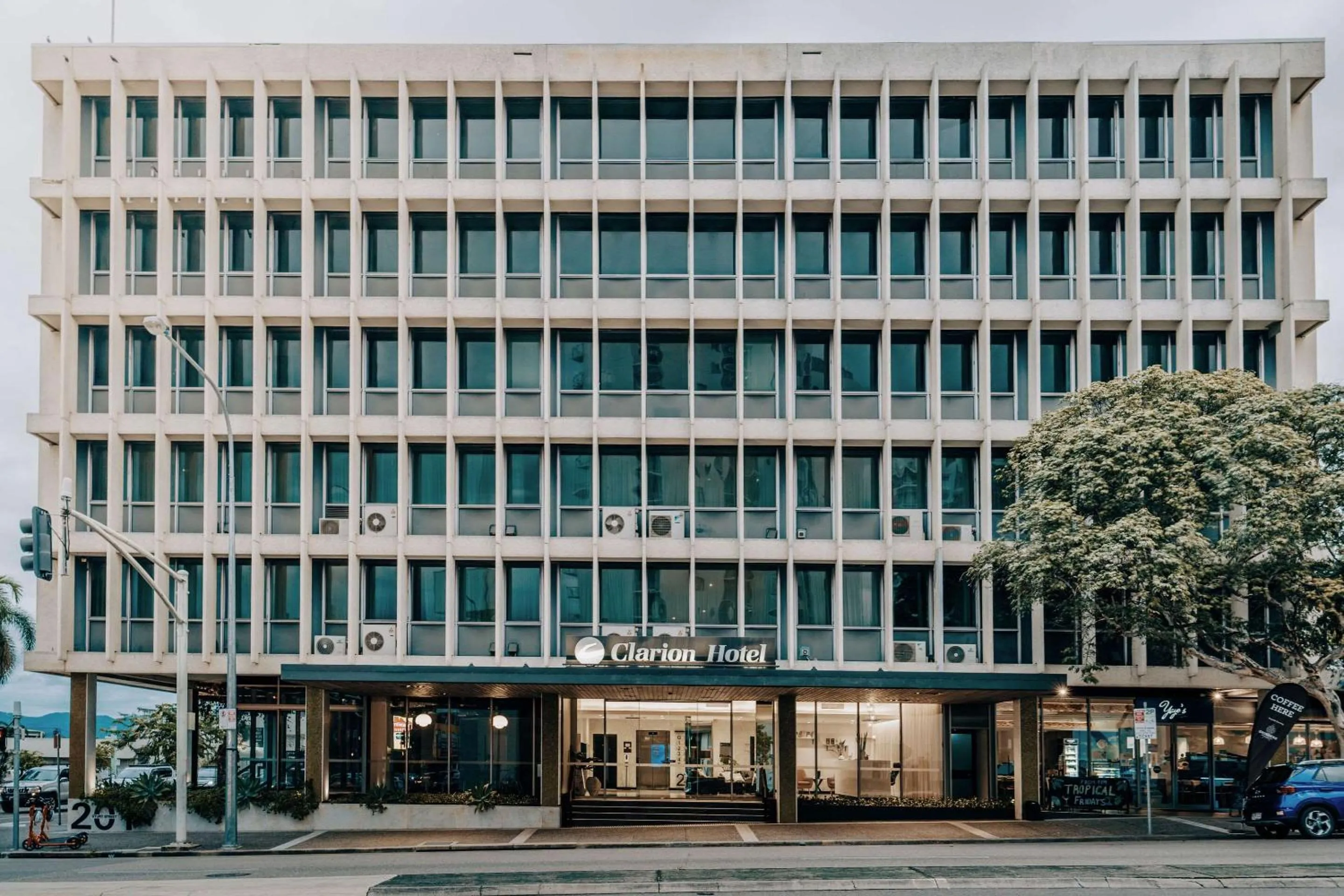 Property building in Clarion Hotel Townsville