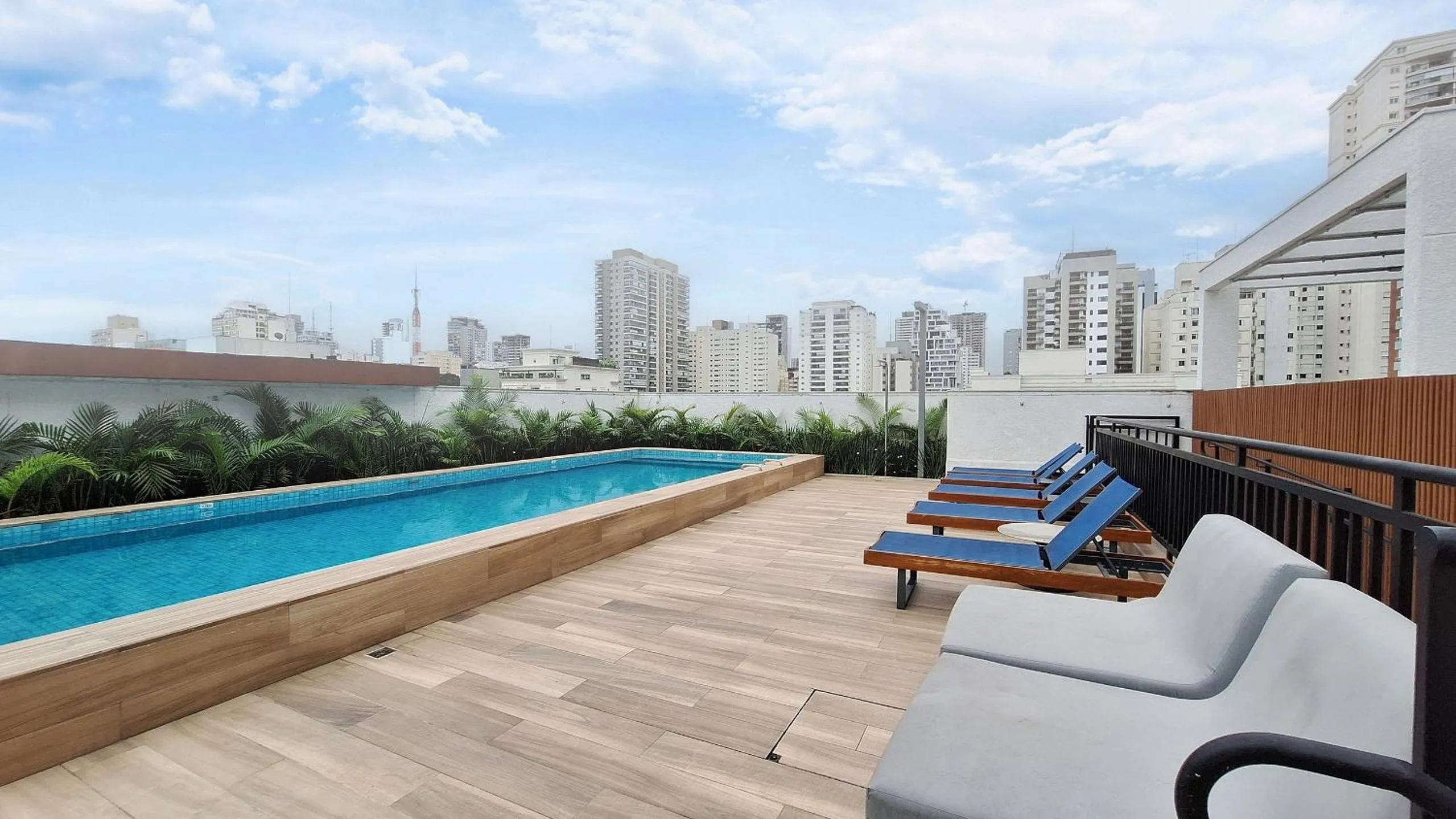 Swimming pool in Calixt Pinheiros