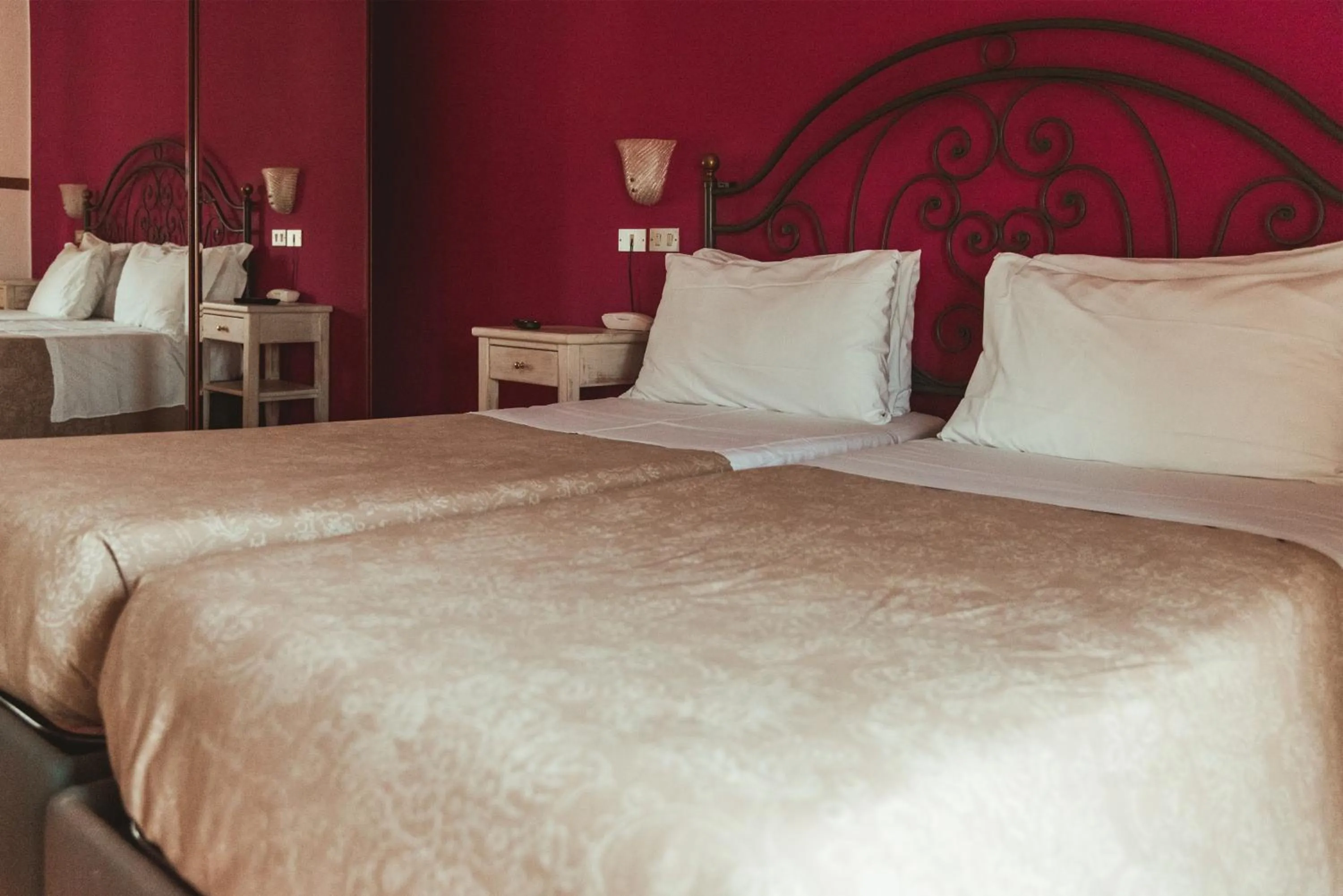 Bedroom, Bed in Hotel Benacus