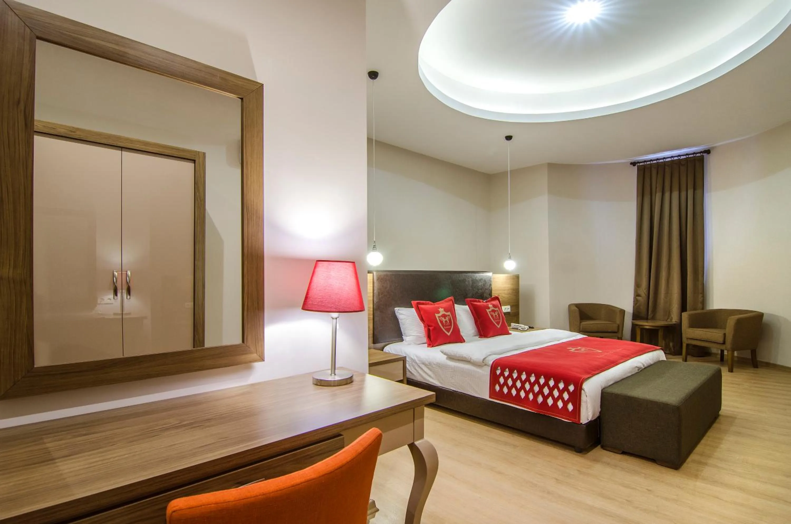 Seating area in Ladies Beach Suite Hotel