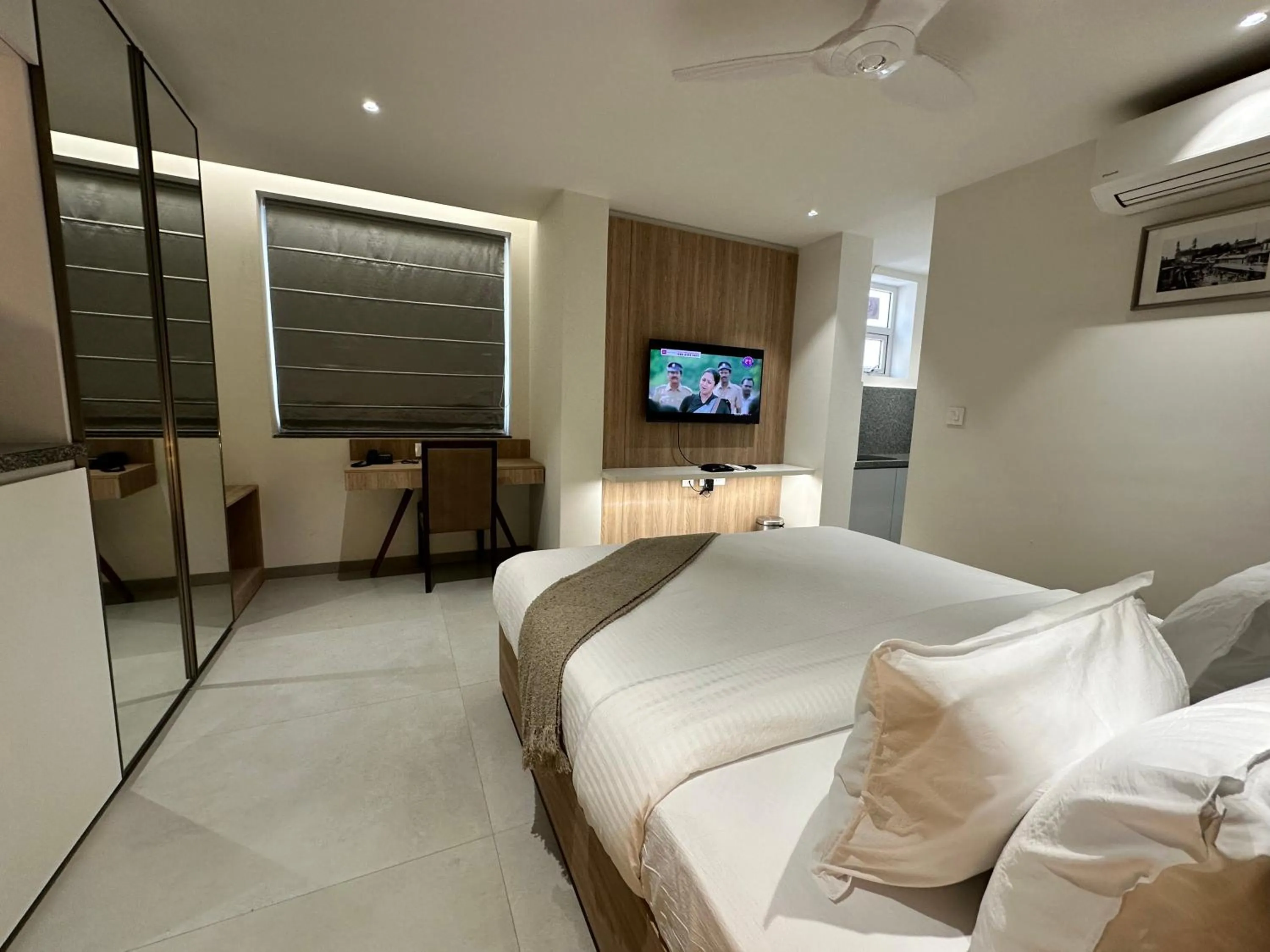 Bed in 32 Urban by Akoya Hotels