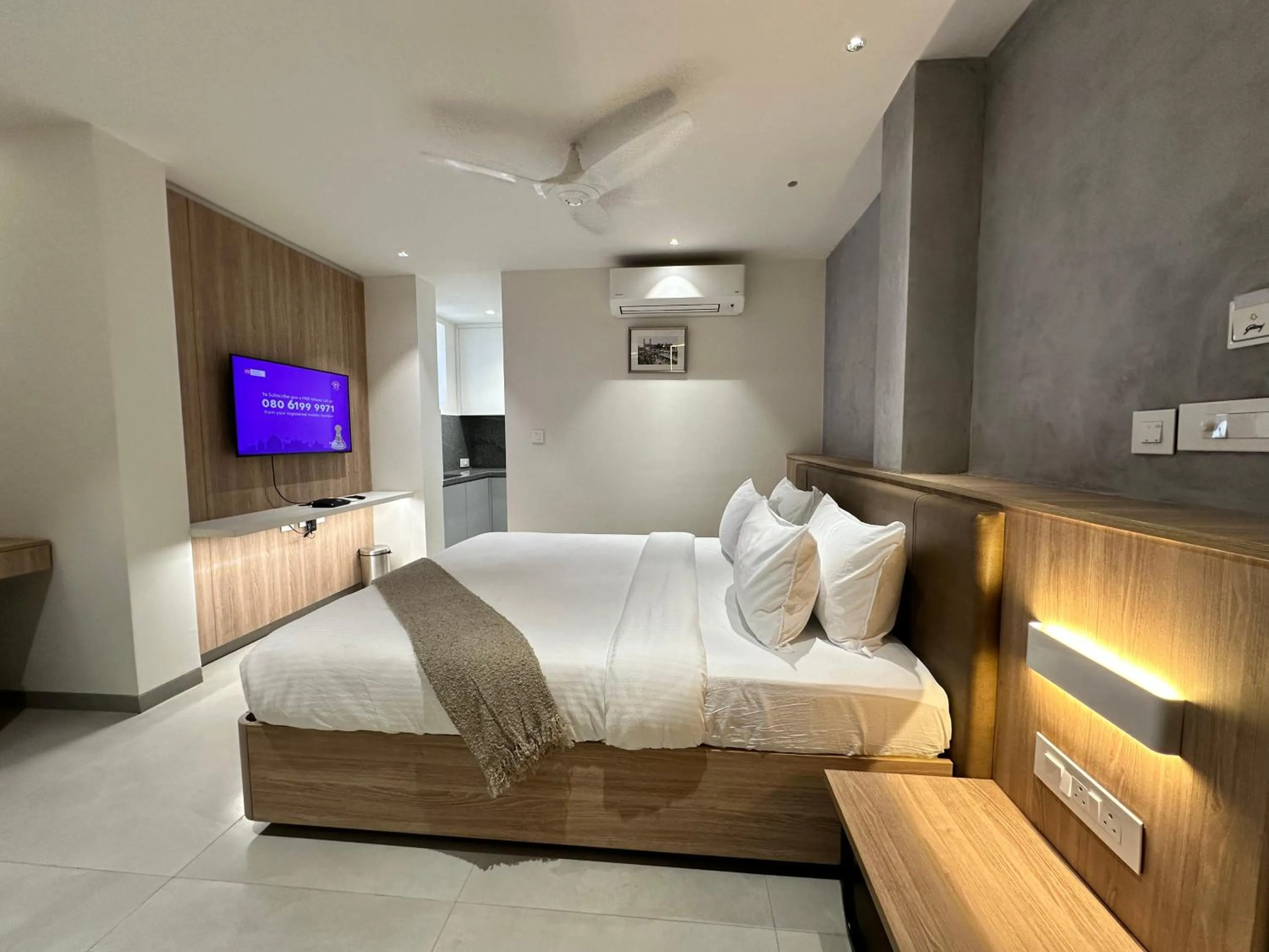 Bed in 32 Urban by Akoya Hotels