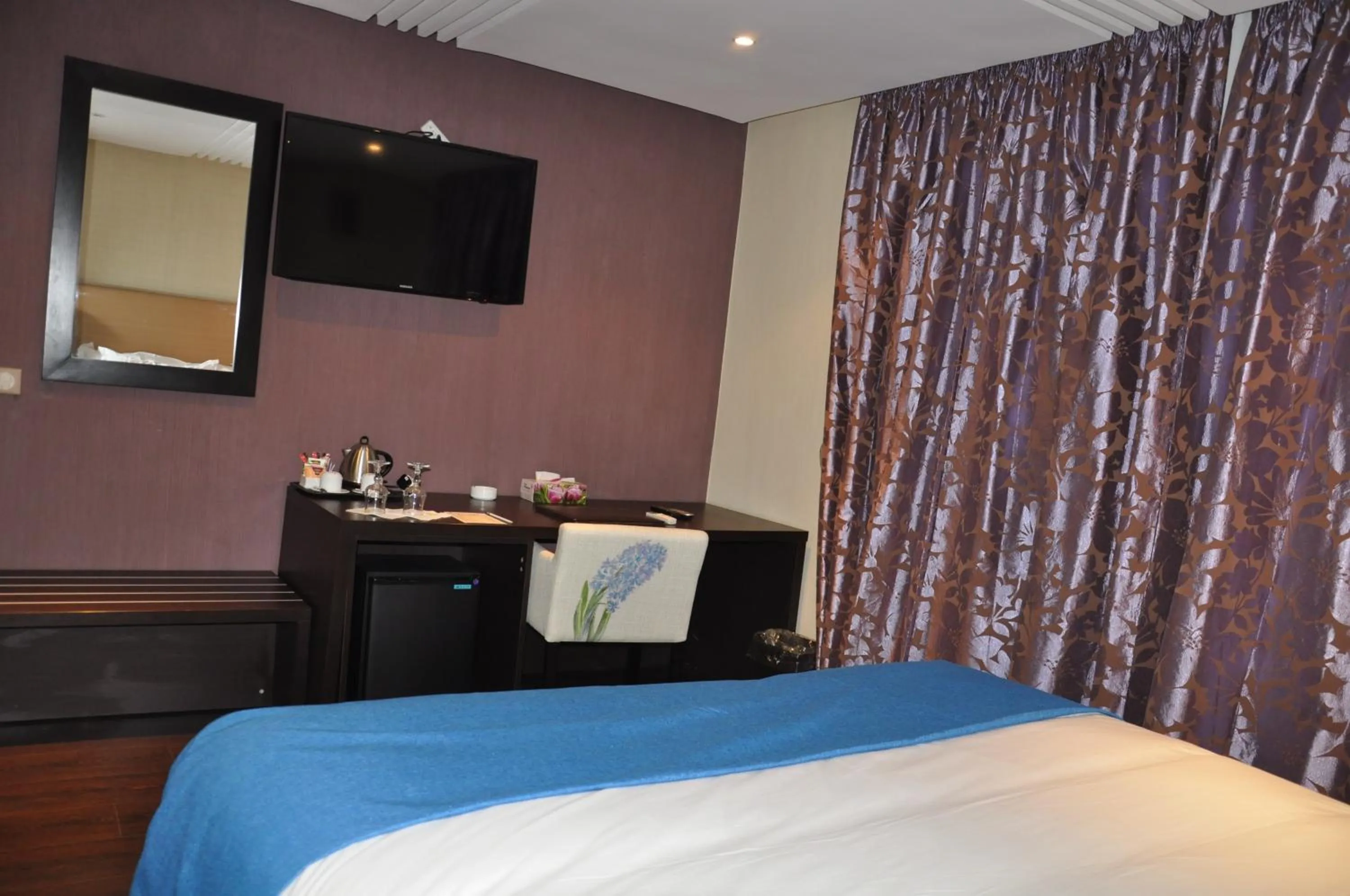 Bedroom, Bed in Hotel Emilio Moretti