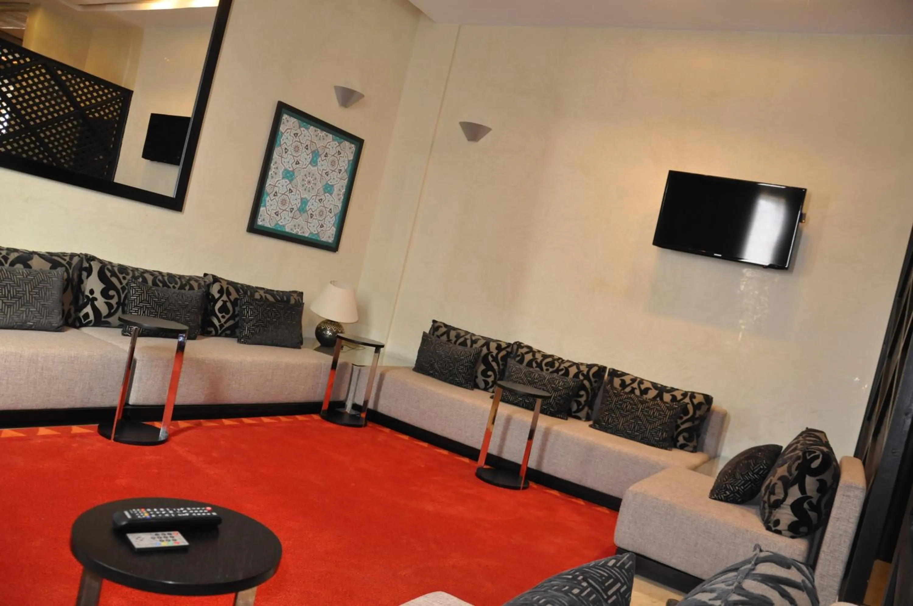 Communal lounge/ TV room in Hotel Emilio Moretti