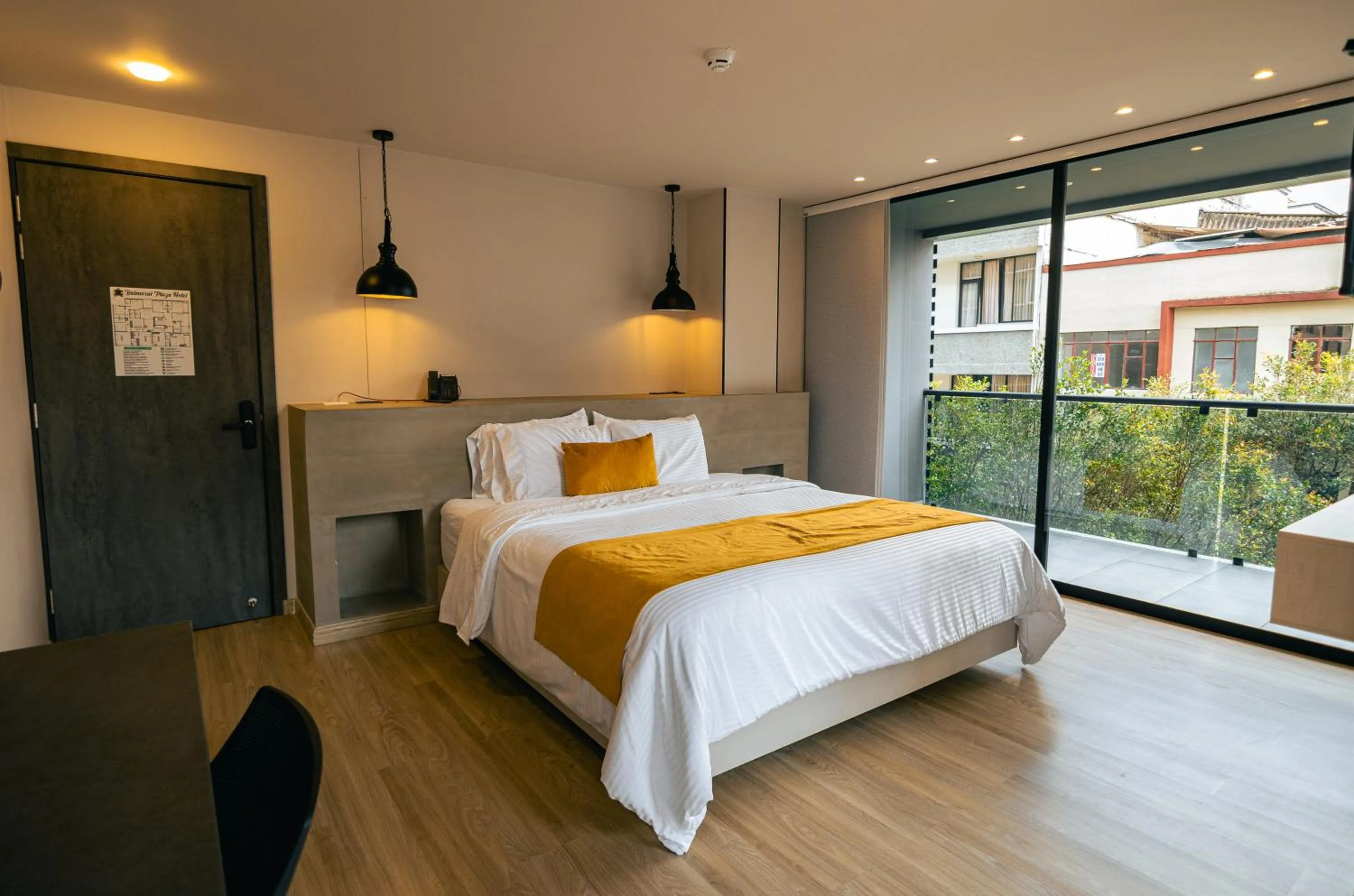 Bed in Balmoral Plaza Hotel