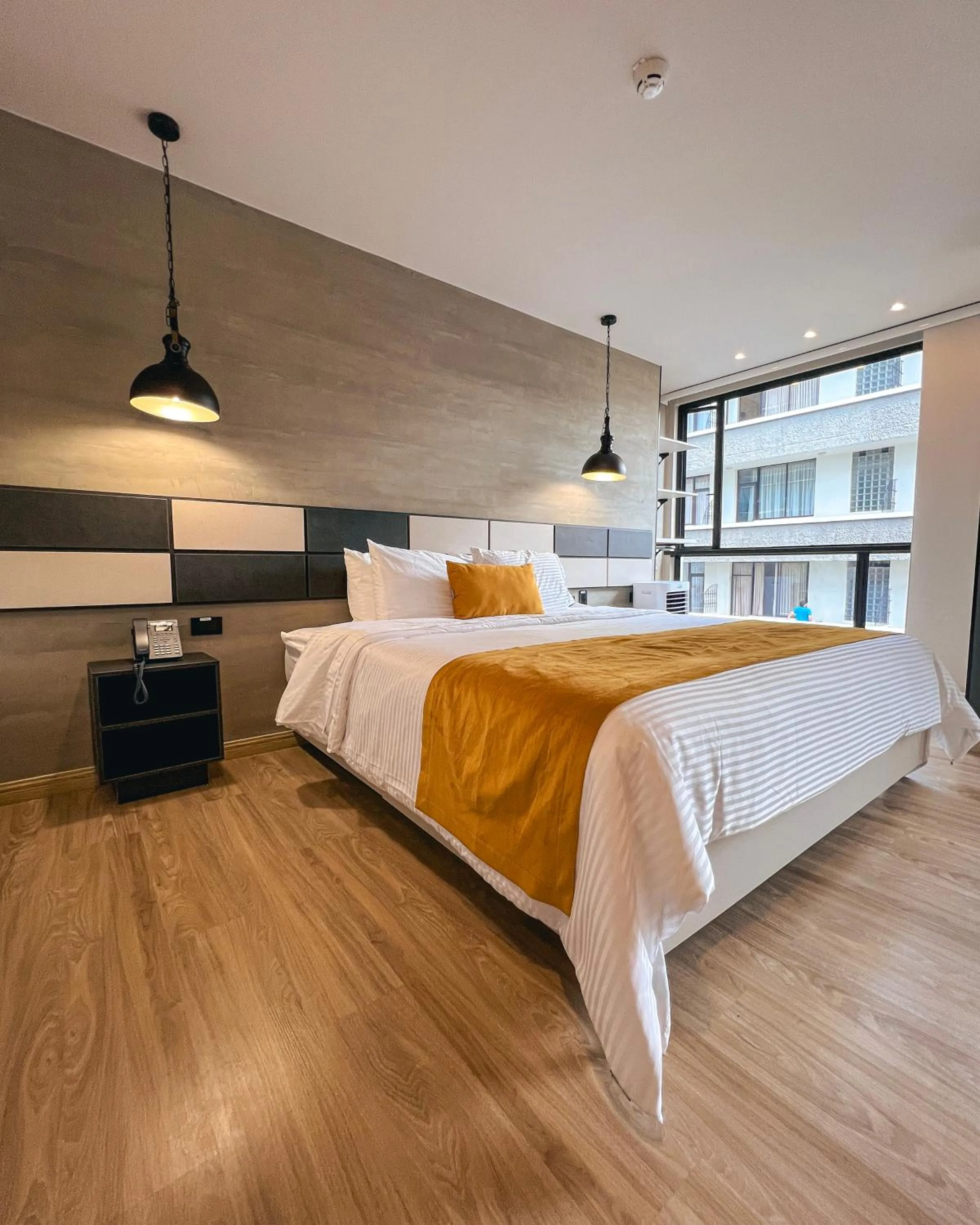 Bed in Balmoral Plaza Hotel