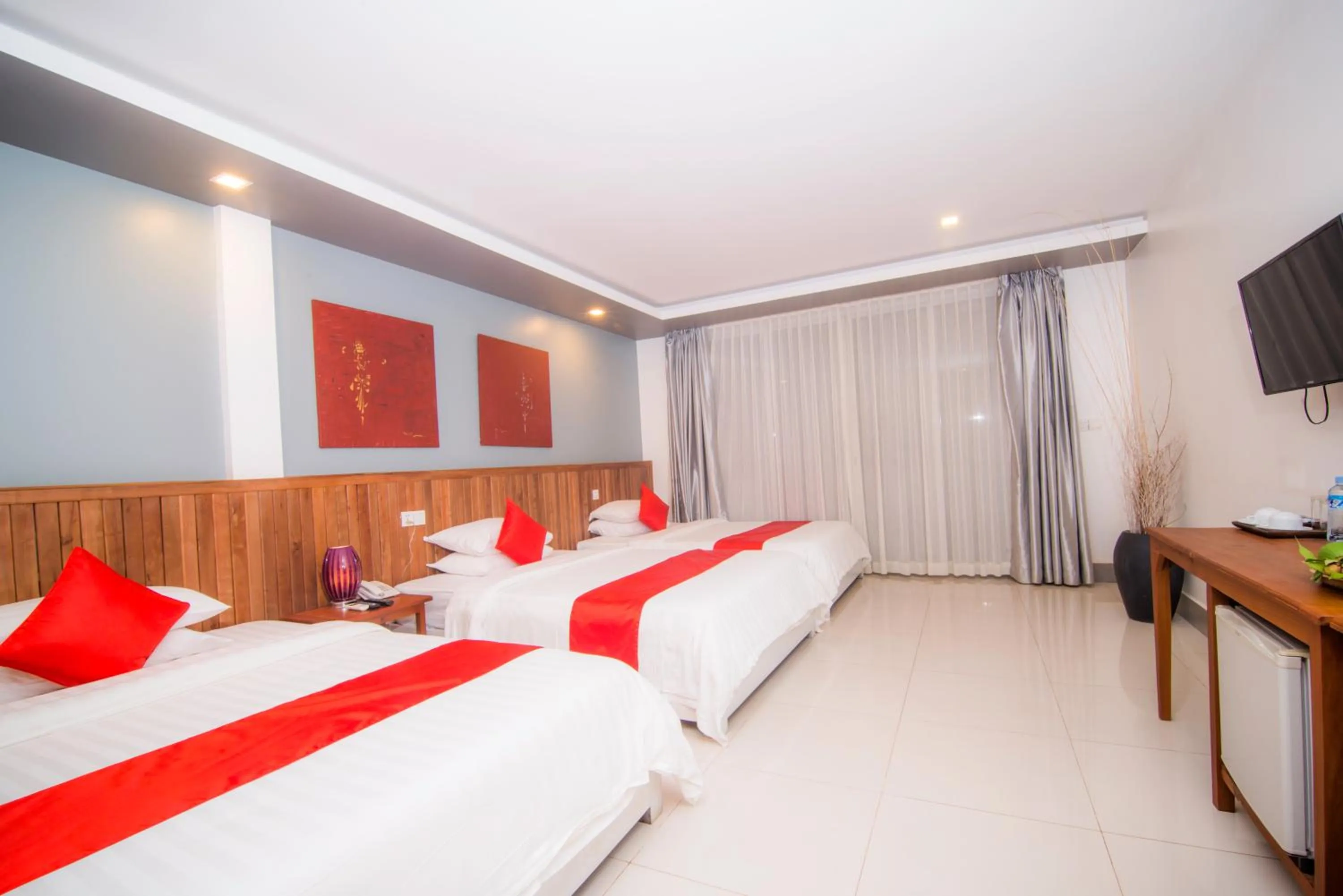 Photo of the whole room, Bed in Angkor Sweet Night Hotel