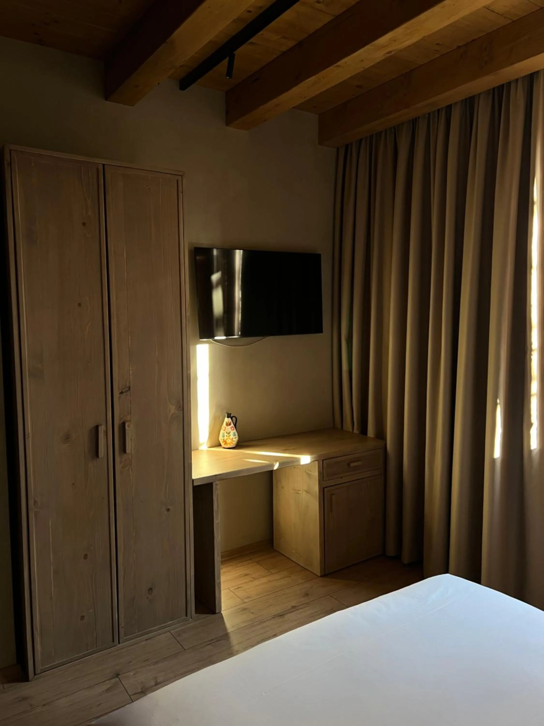 Bed in Faces & Places Boutique Hotel