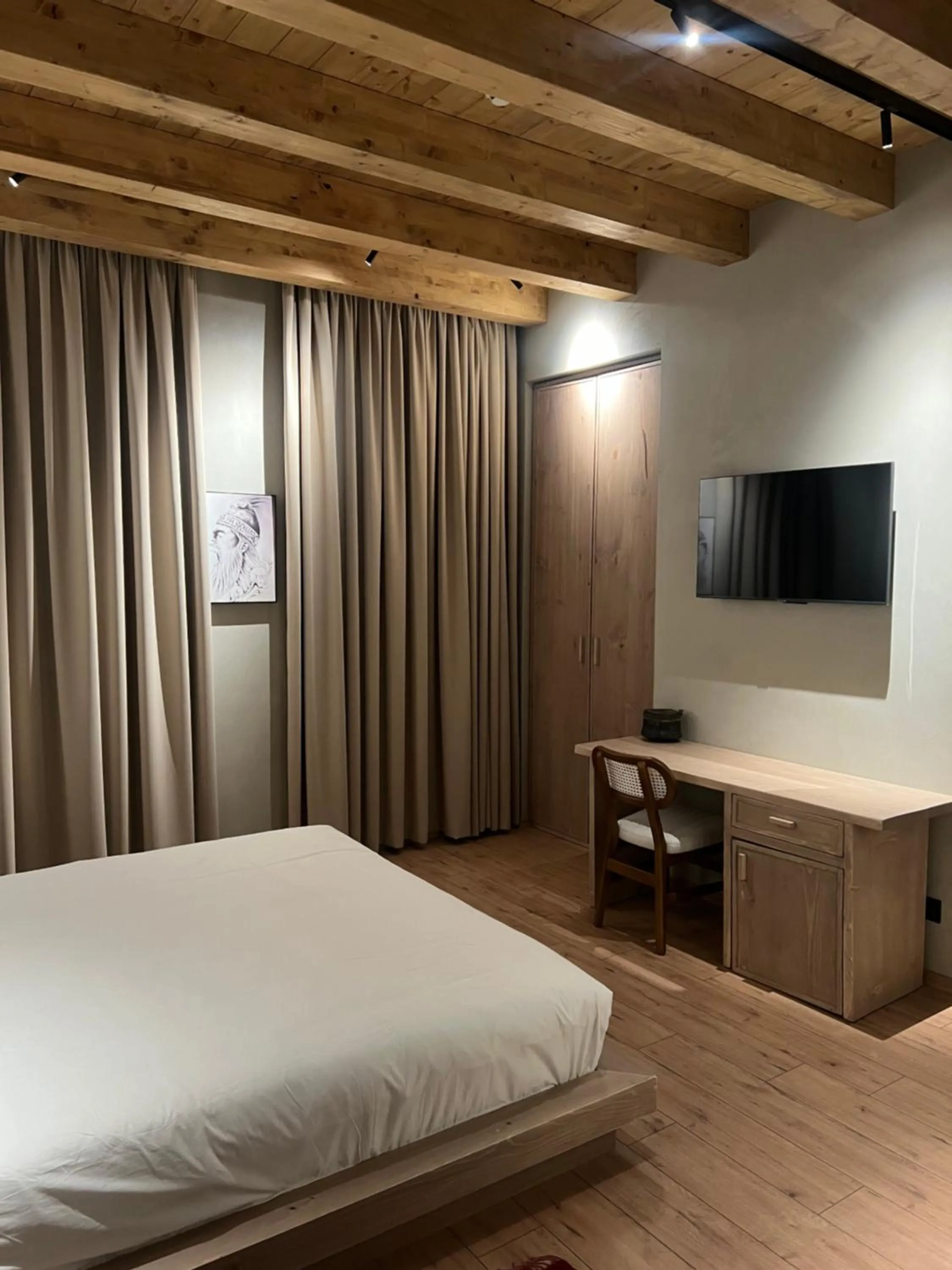 Bed in Faces & Places Boutique Hotel