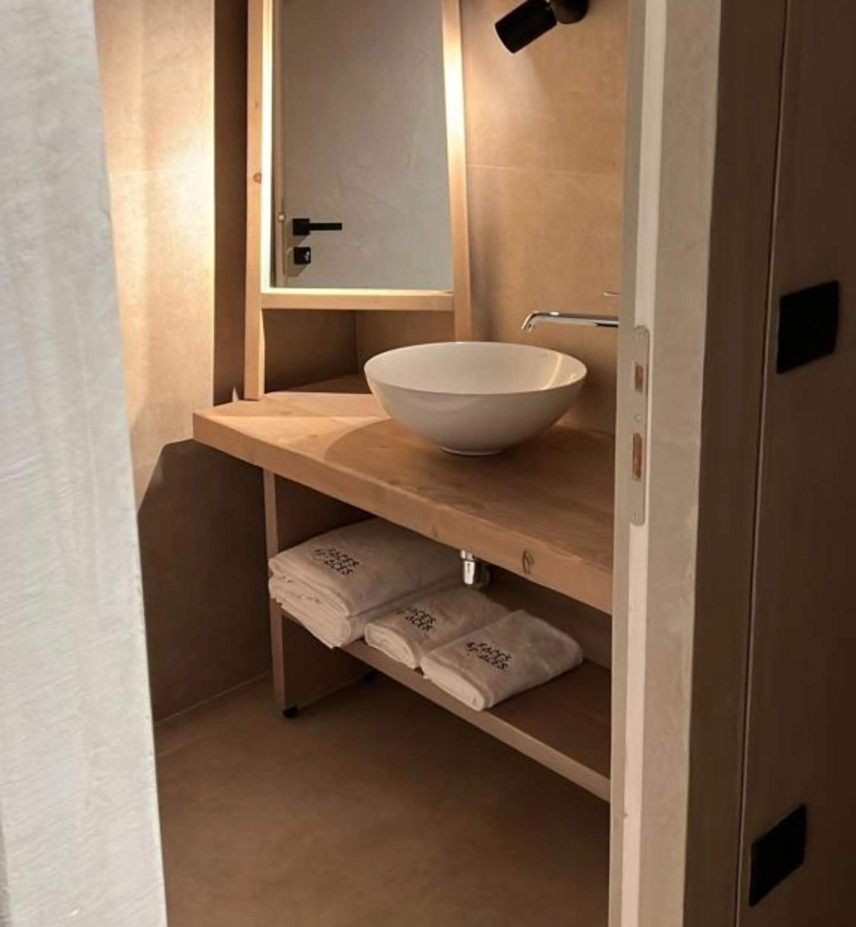 Bathroom in Faces & Places Boutique Hotel