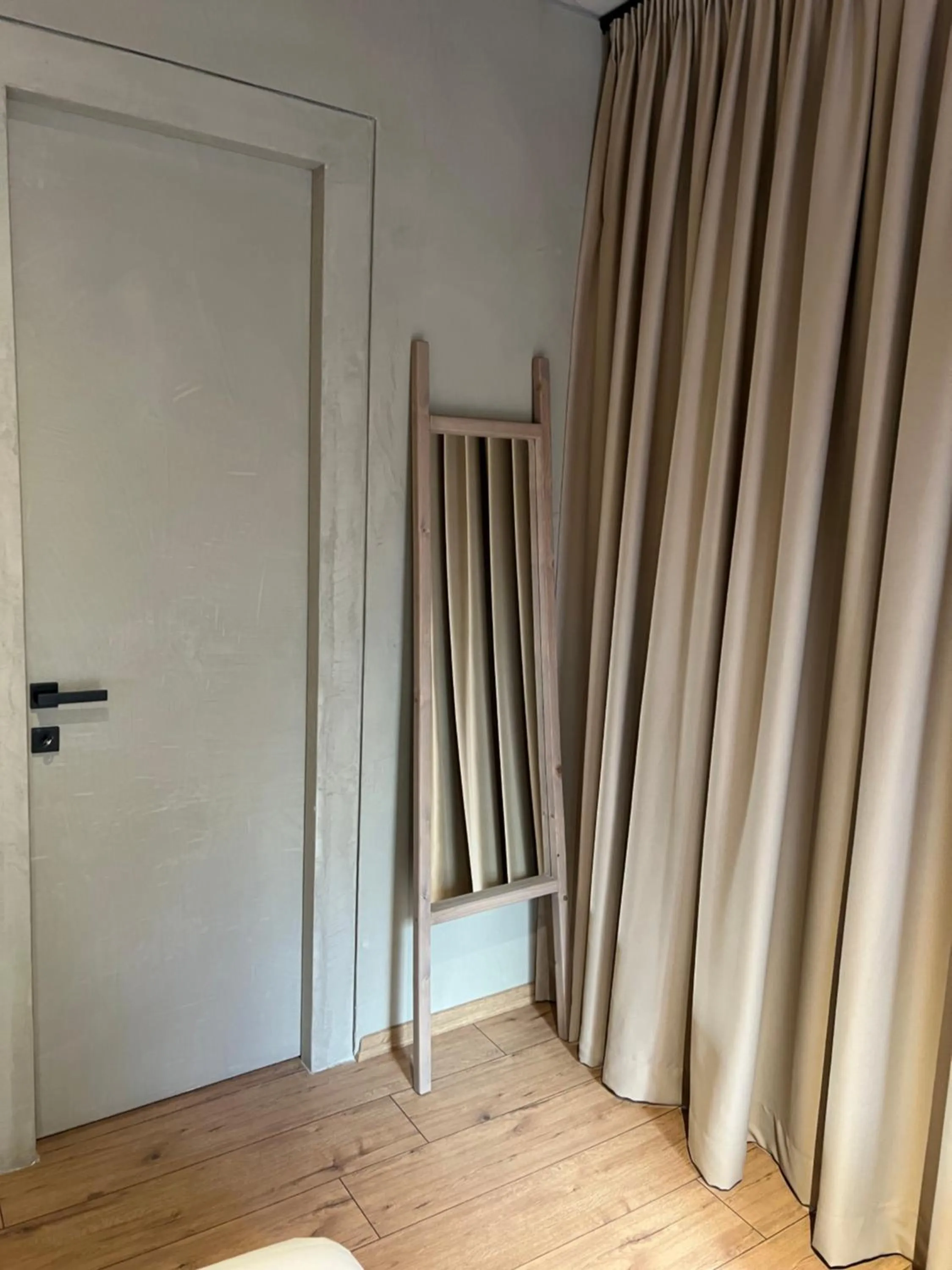 Decorative detail in Faces & Places Boutique Hotel