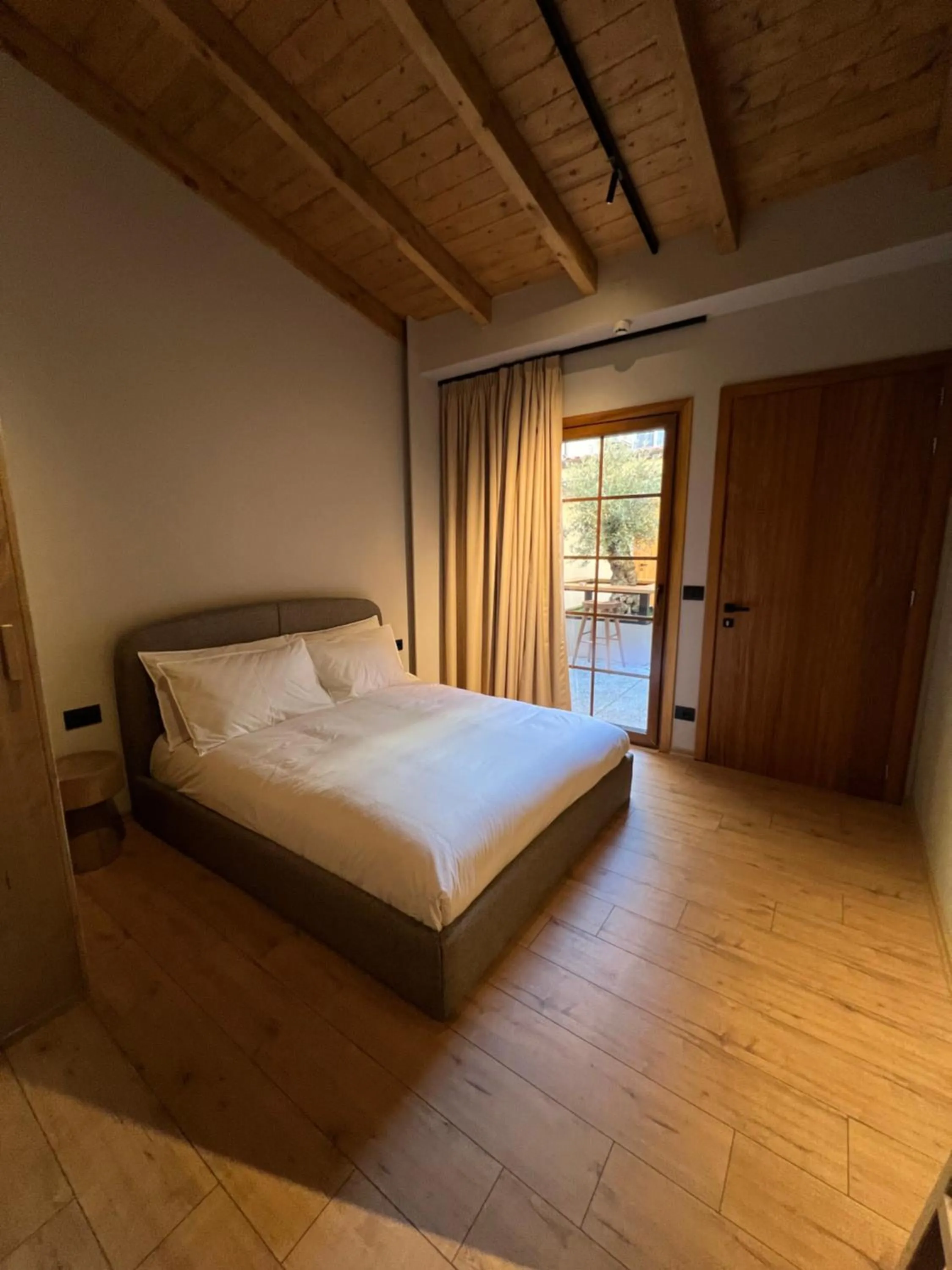 Bed in Faces & Places Boutique Hotel