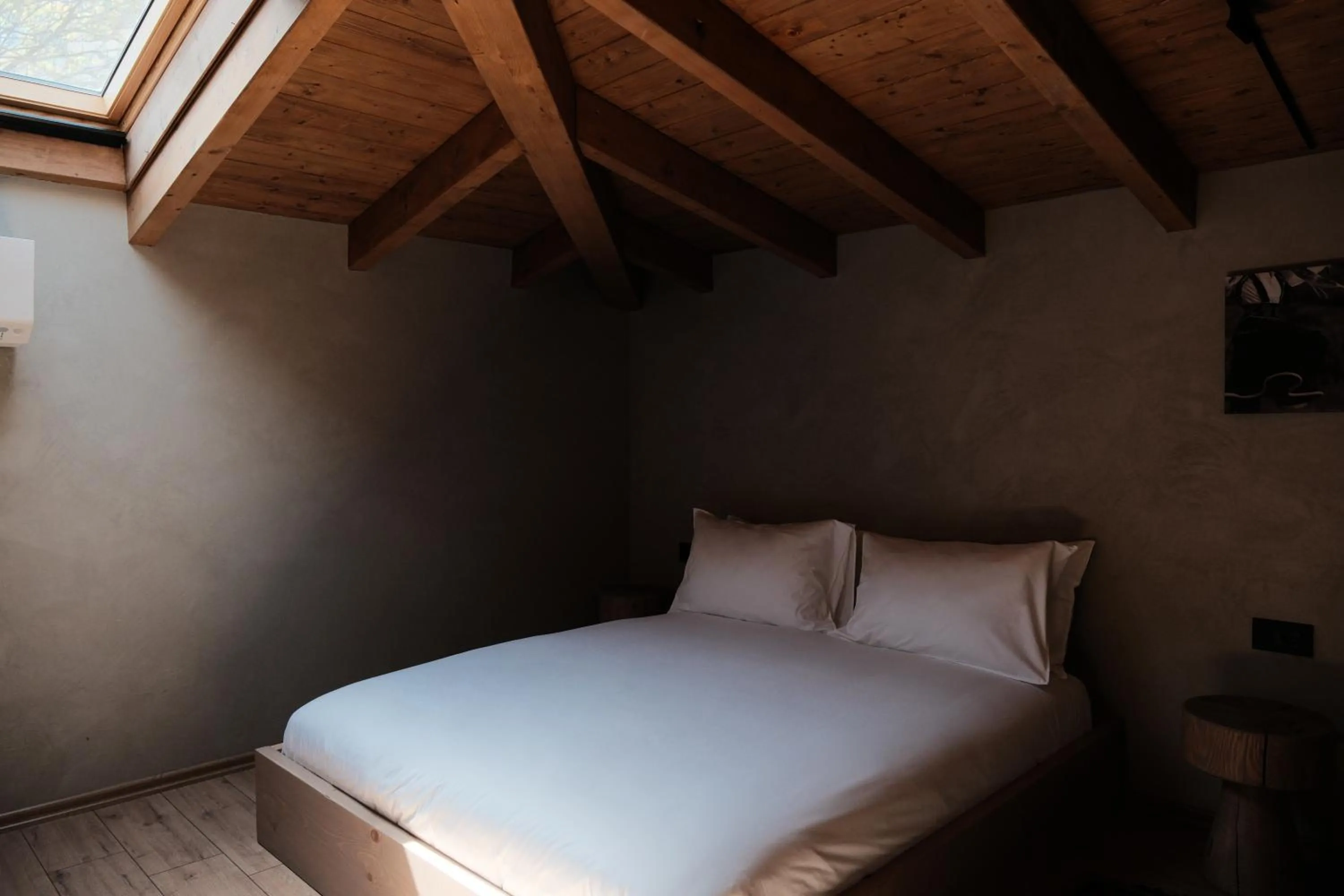 Bed in Faces & Places Boutique Hotel