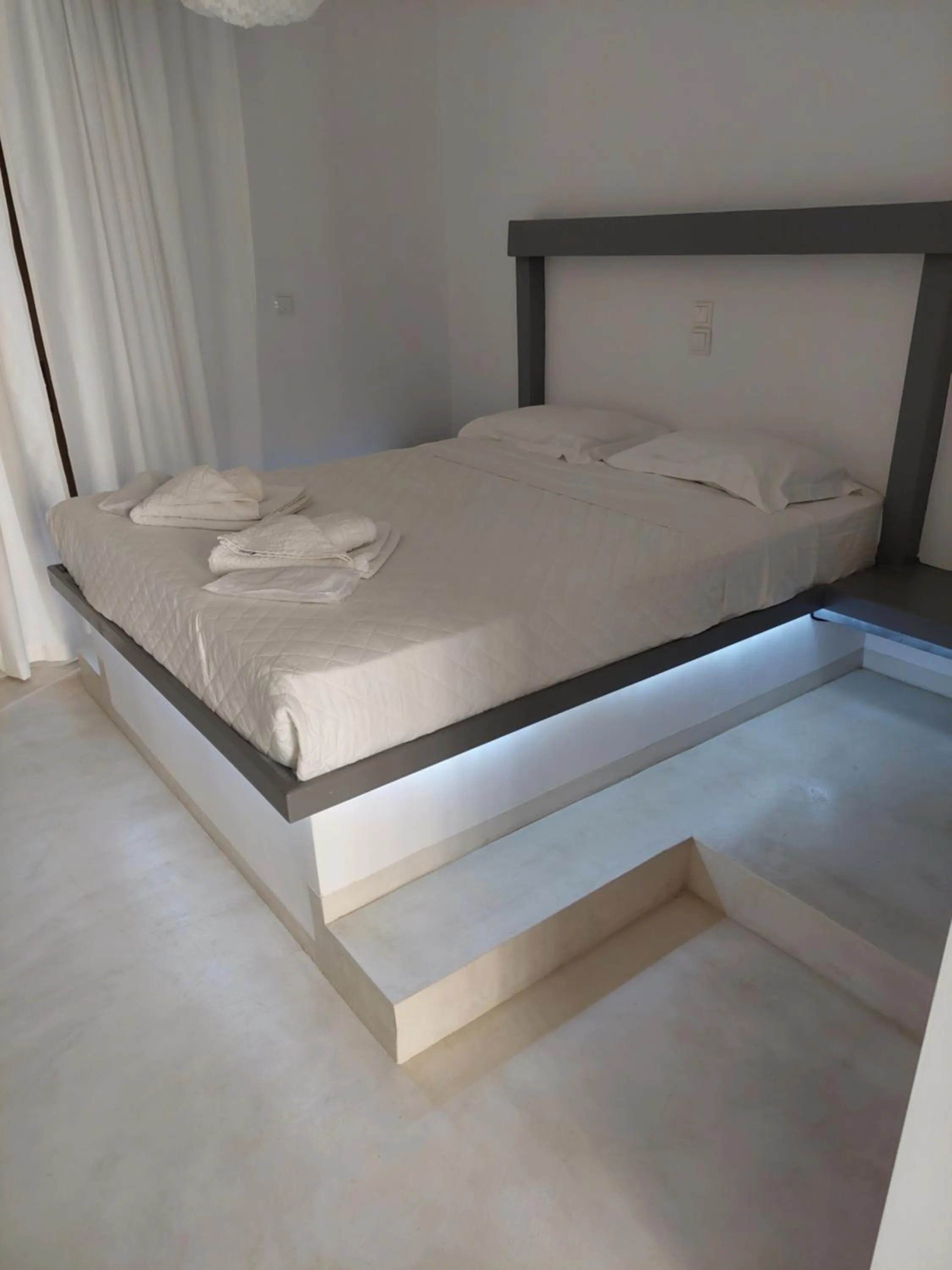 Golden Star Praxitelous