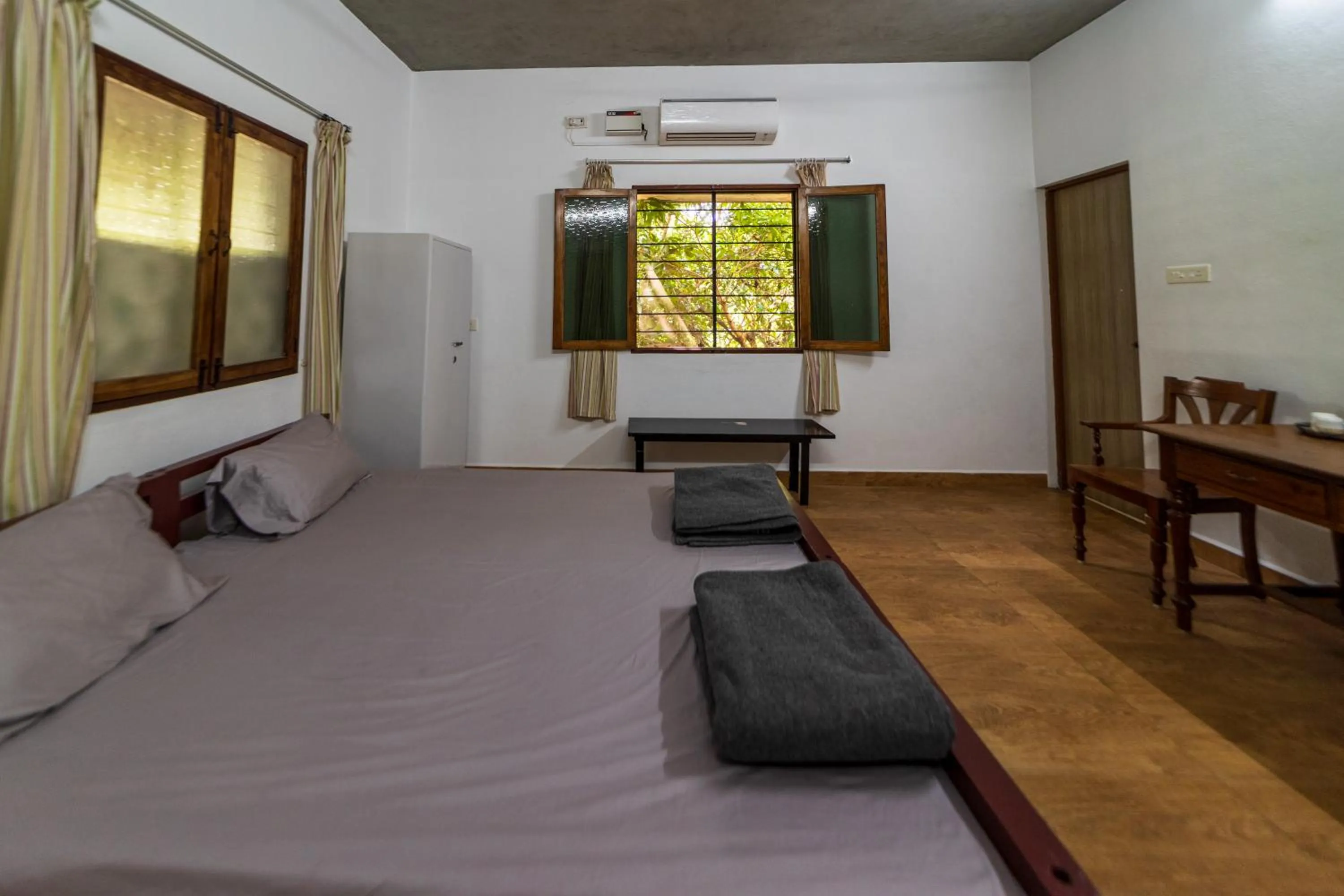 Bedroom, Bed in Aurovidya Retreat