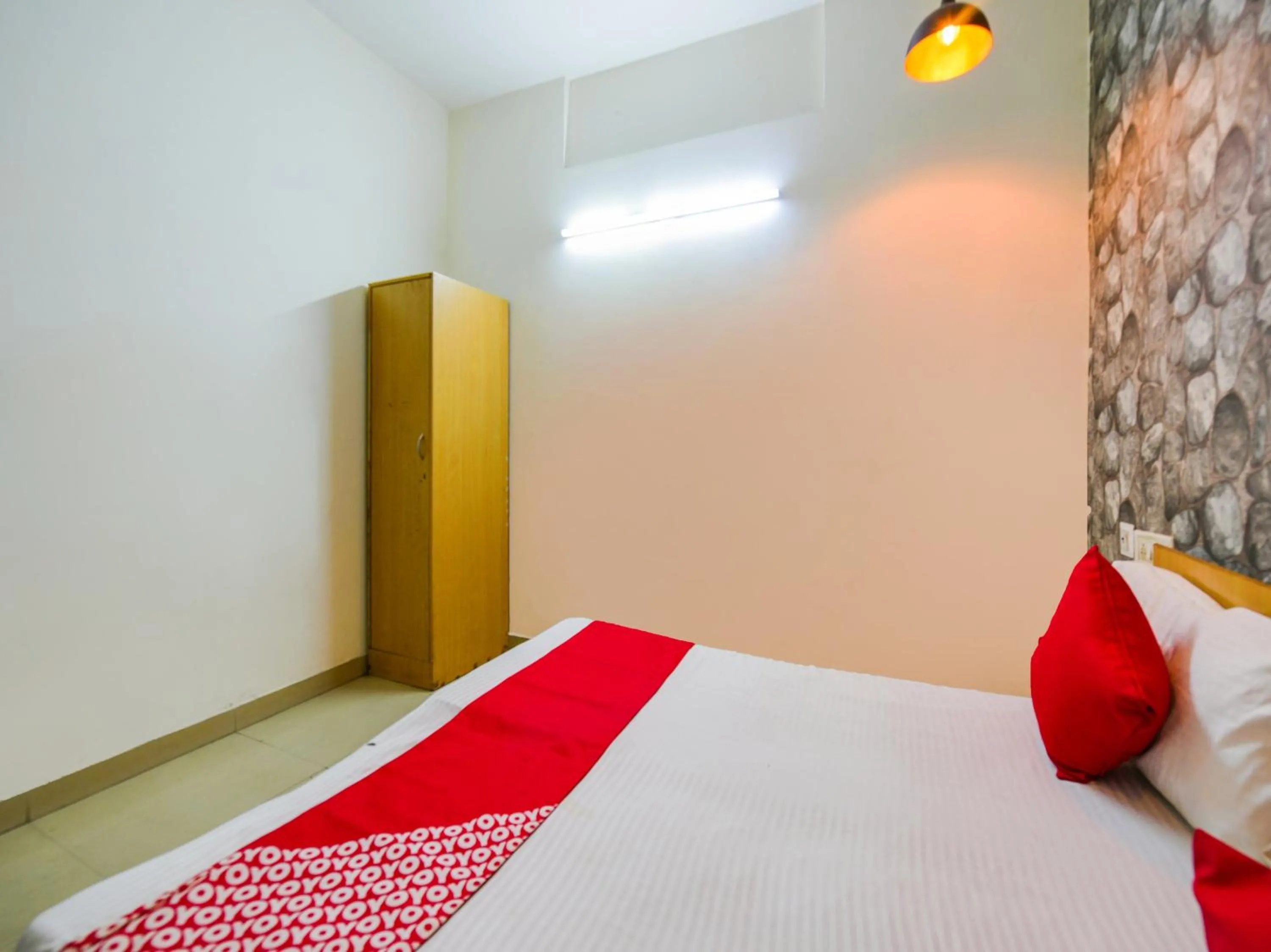 Bedroom, Bed in Hotel O Unique Delhi Home Stay