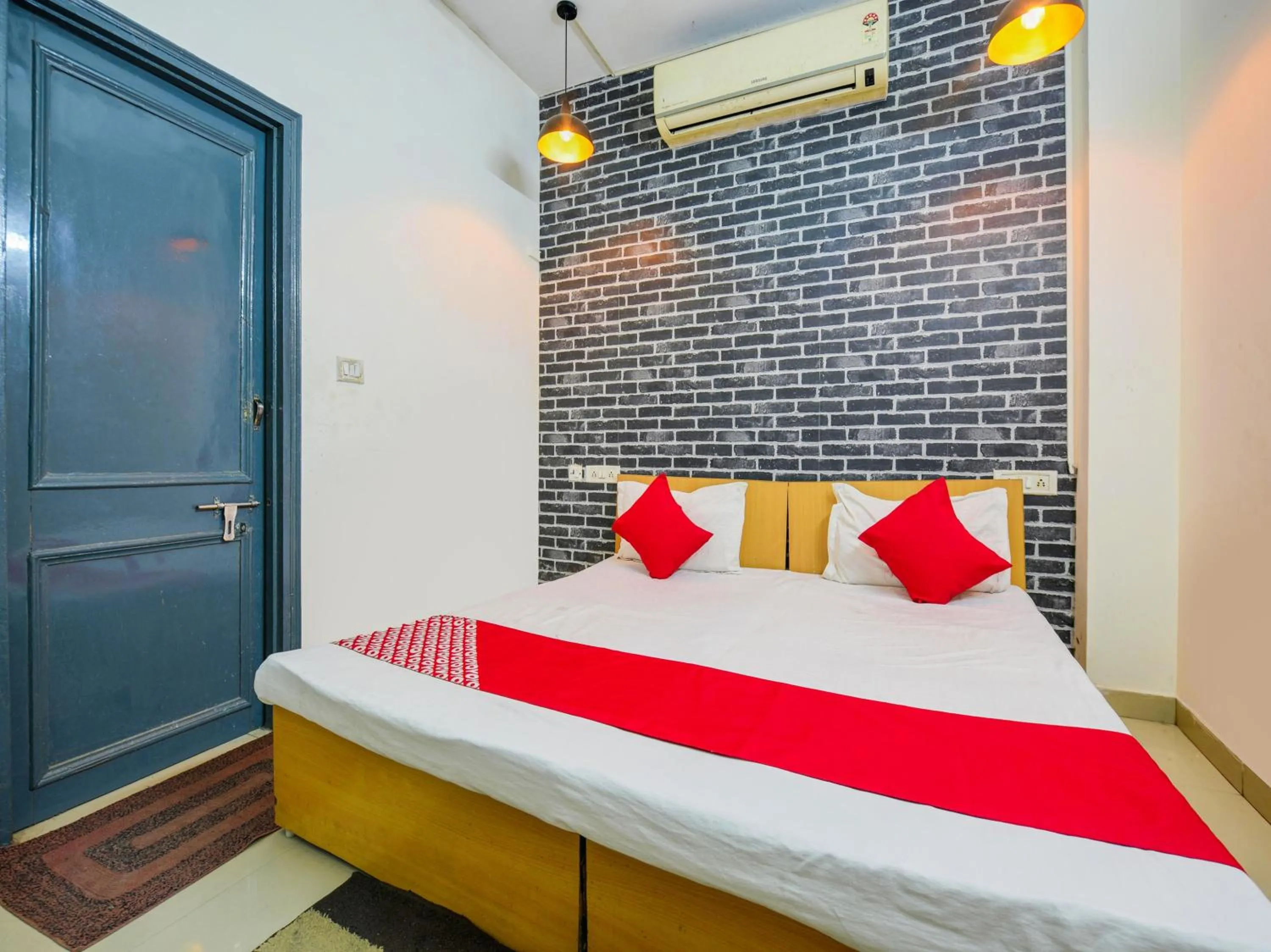 Bedroom, Bed in Hotel O Unique Delhi Home Stay