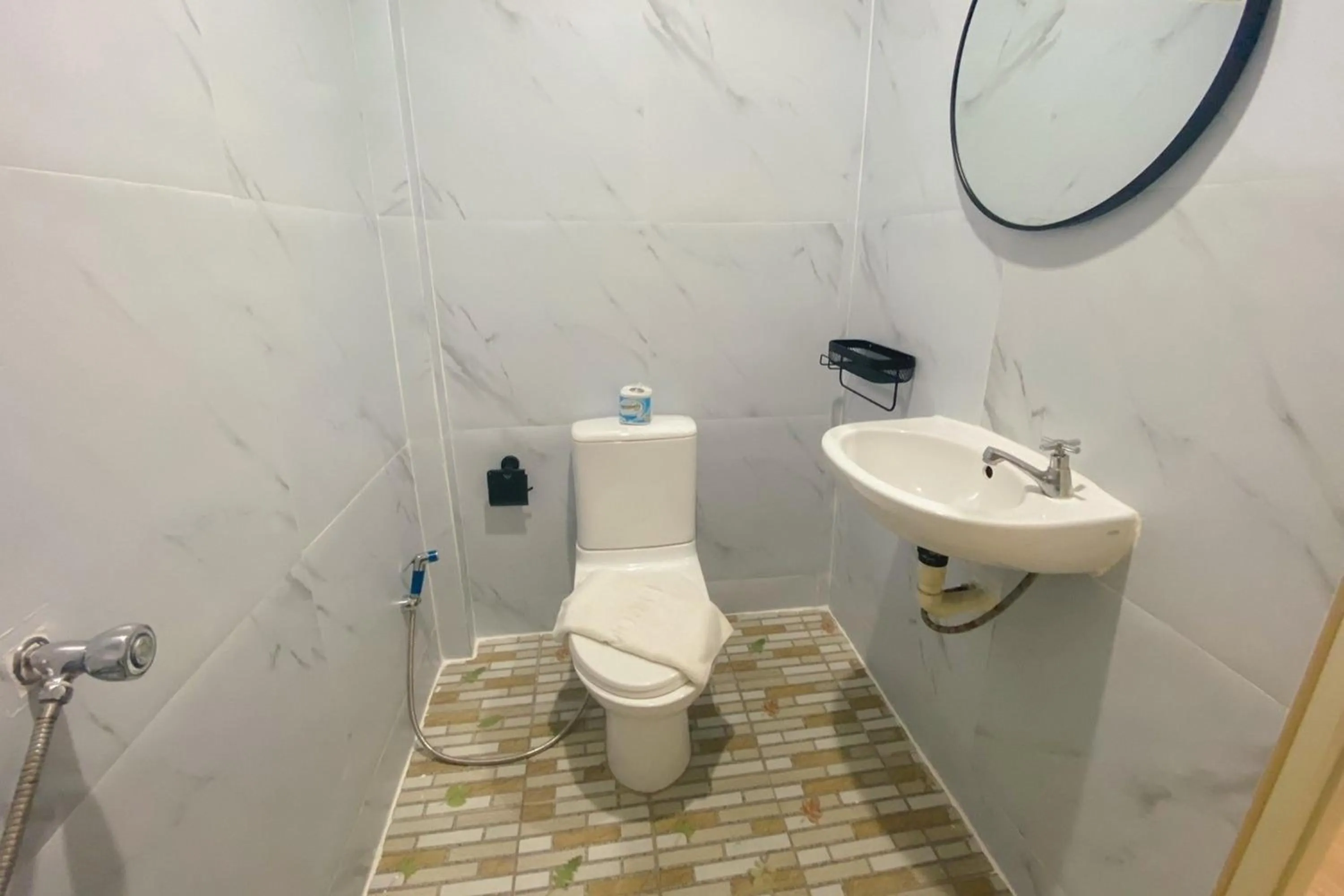 Bathroom in House No.2 Village