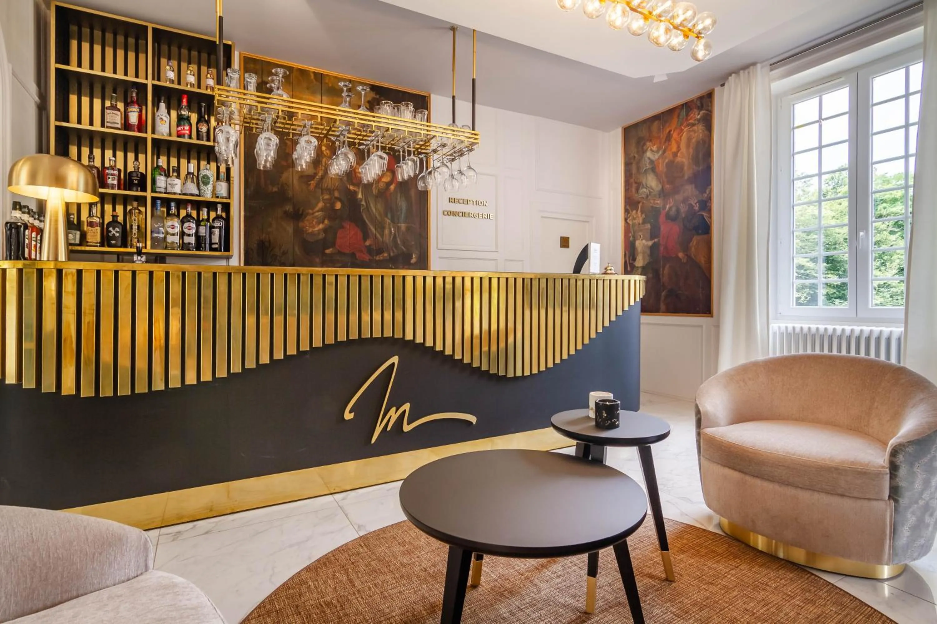 Lobby or reception in Château de Maraval