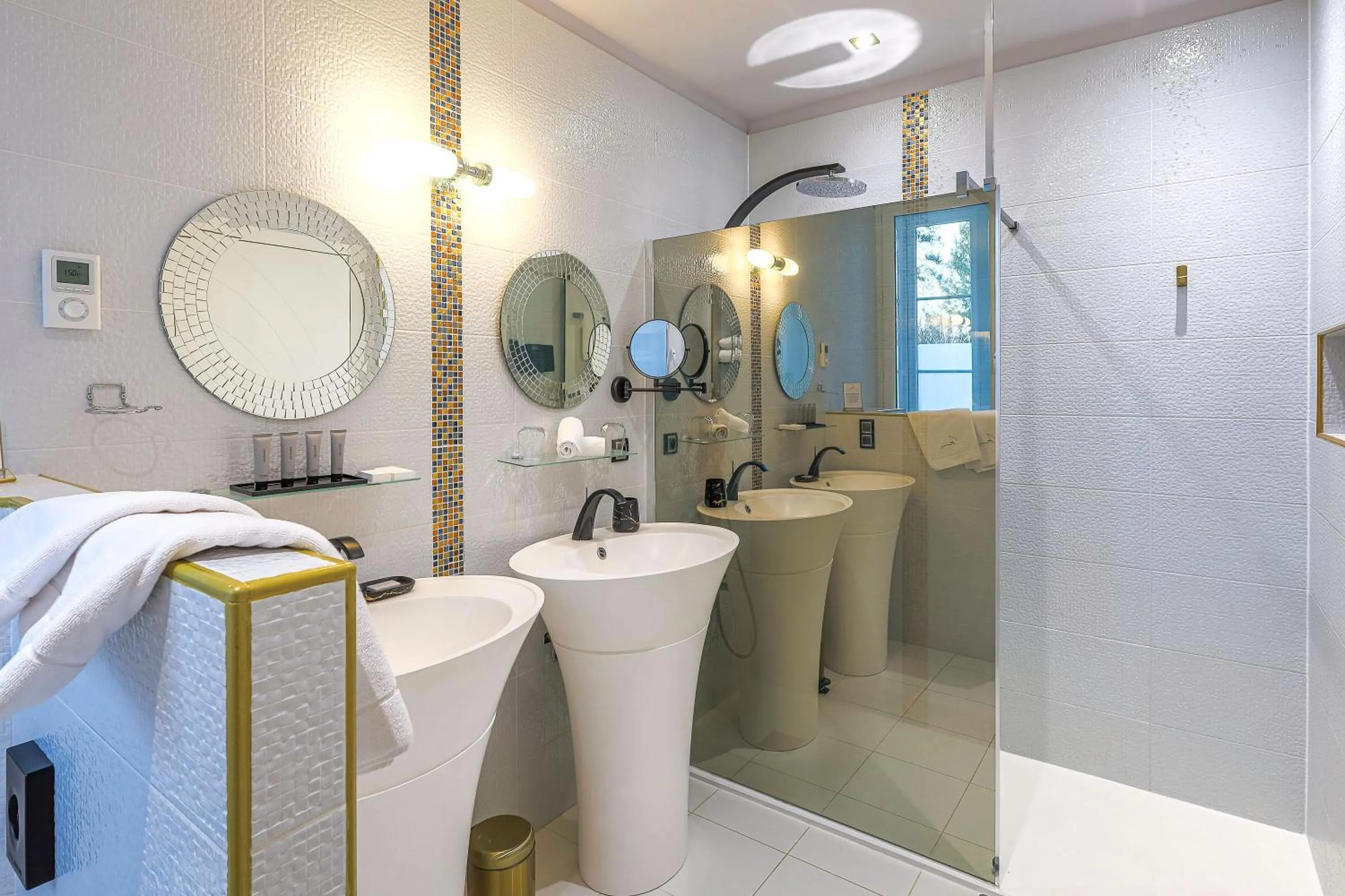 Bathroom in Château de Maraval