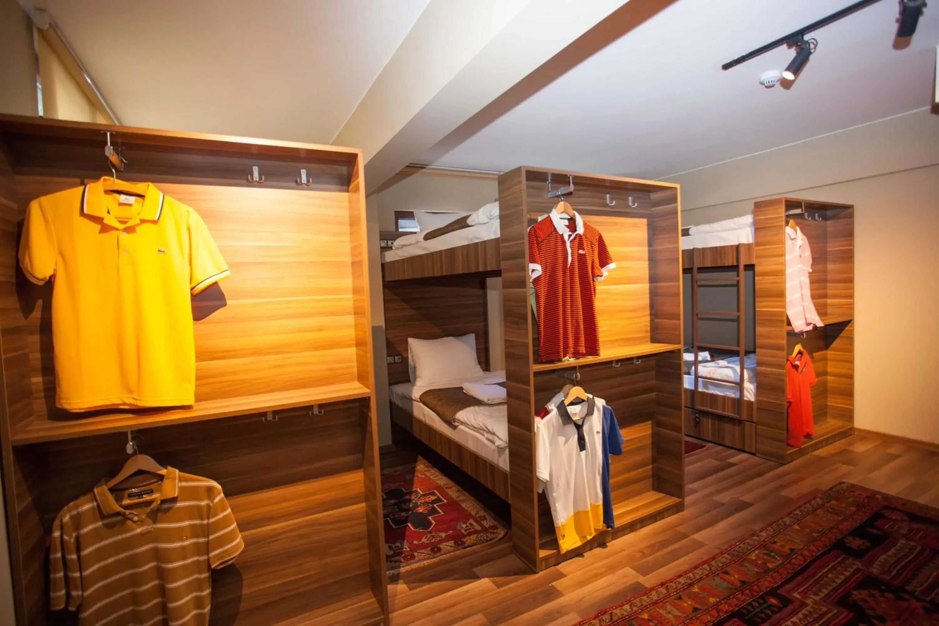 Bed in 8-Bed Mixed Dormitory Room in Juliet Rooms & Kitchen Bed in 8-Bed Mixed Dormitory Room in Juliet Rooms & Kitchen