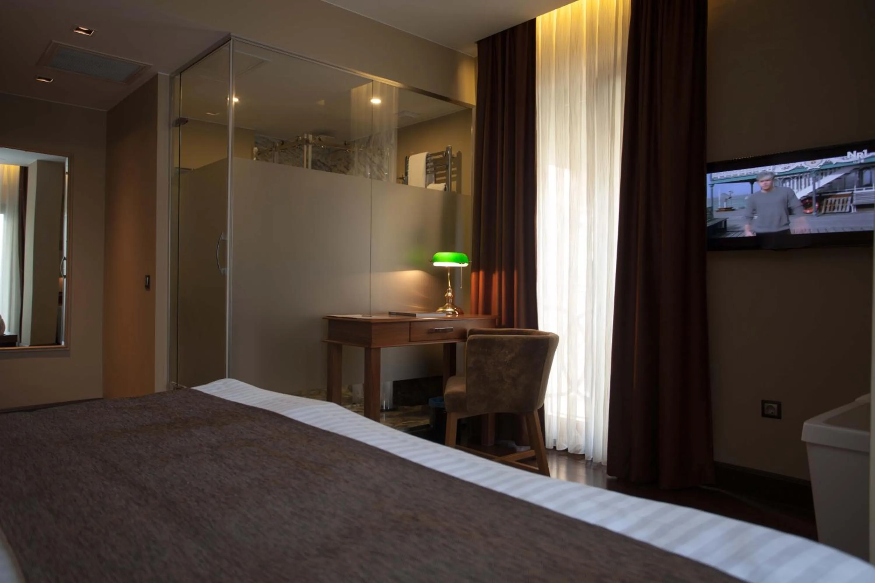 Photo of the whole room in Juliet Rooms & Kitchen