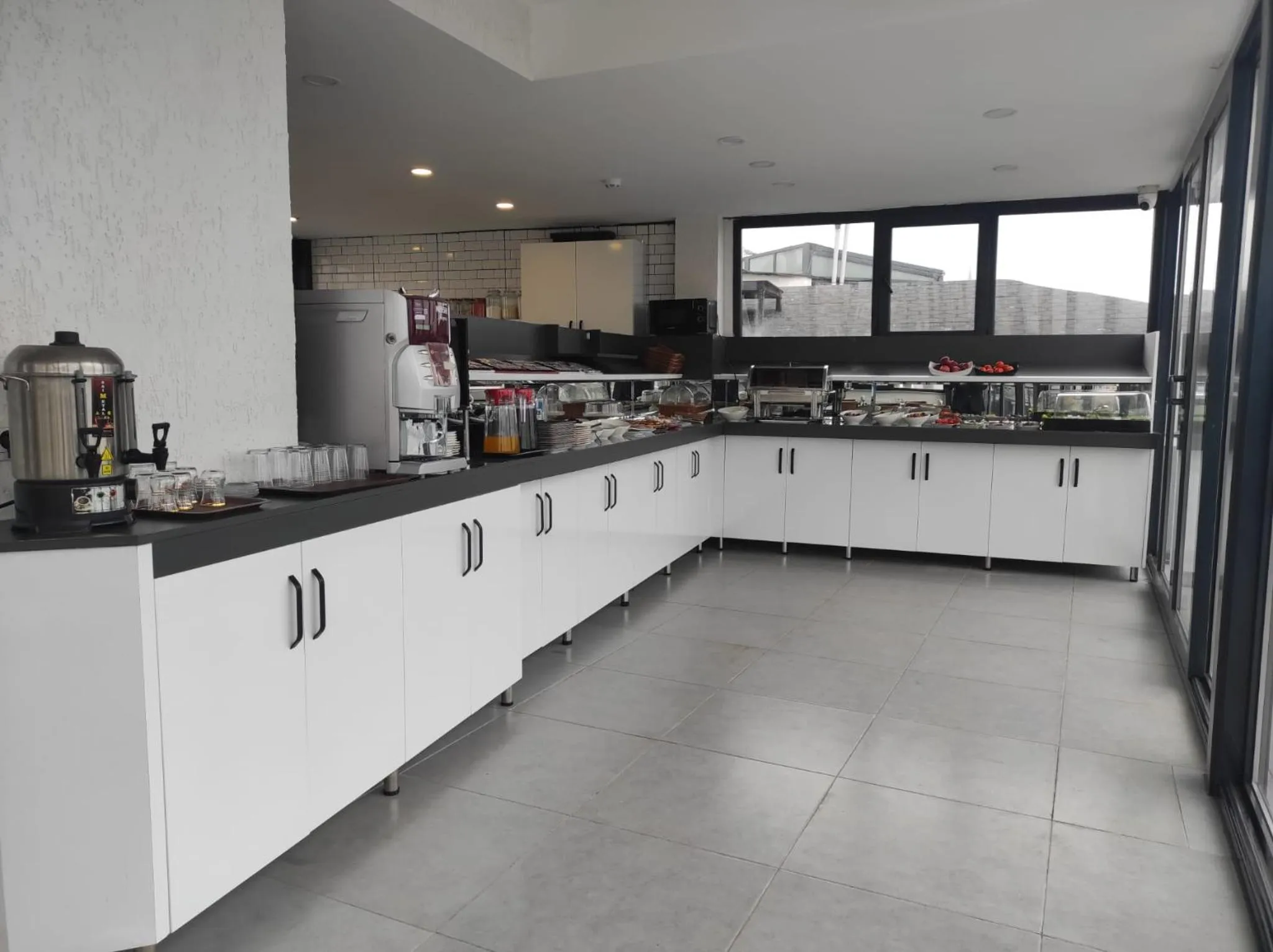 Breakfast in Hotel Esve Istanbul