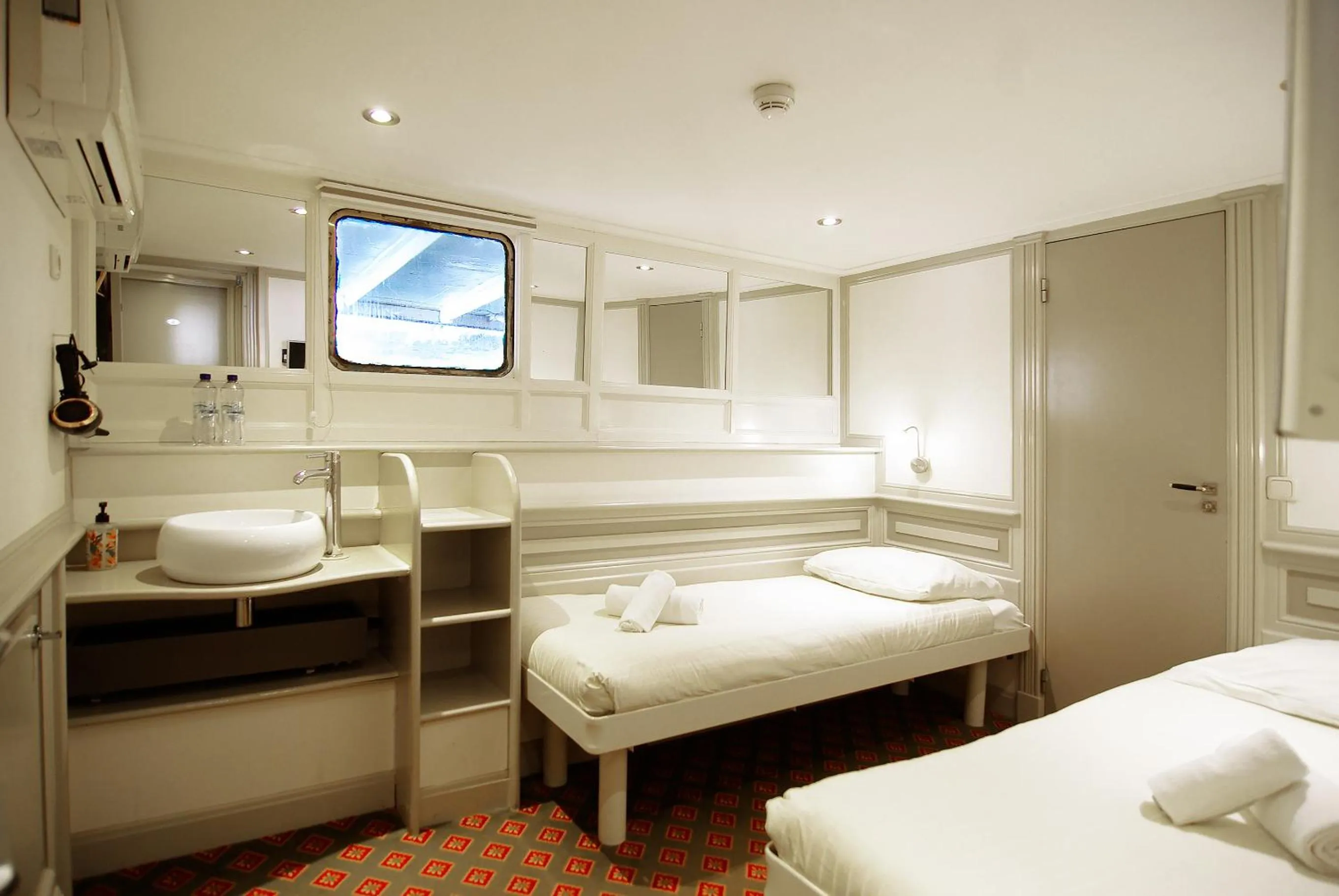 Bed in Kapitein Anna