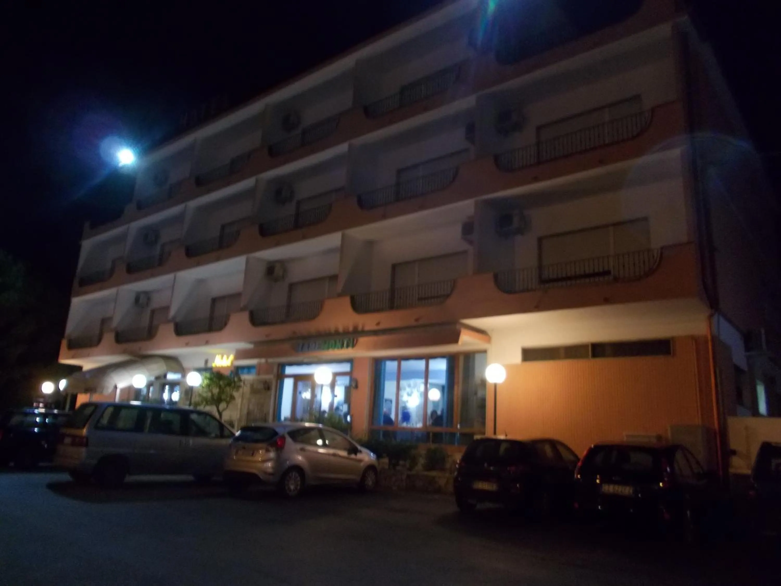 Facade/entrance in Hotel Maremonti