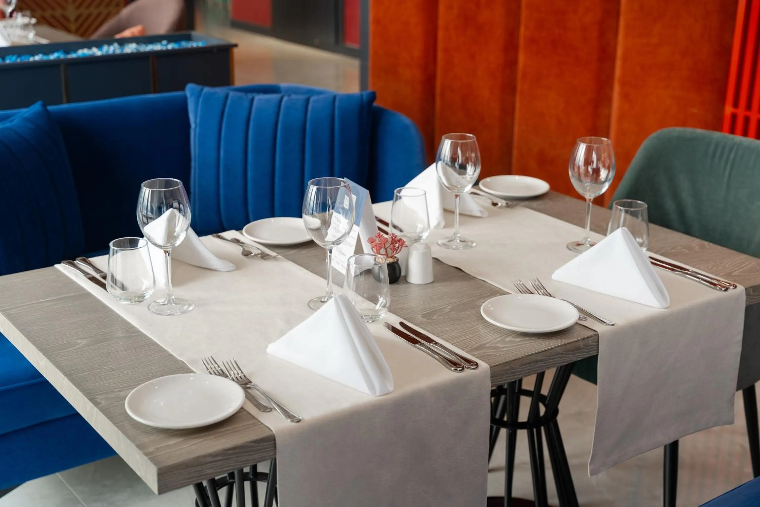 Restaurant/places to eat in Park Dedeman Almaty