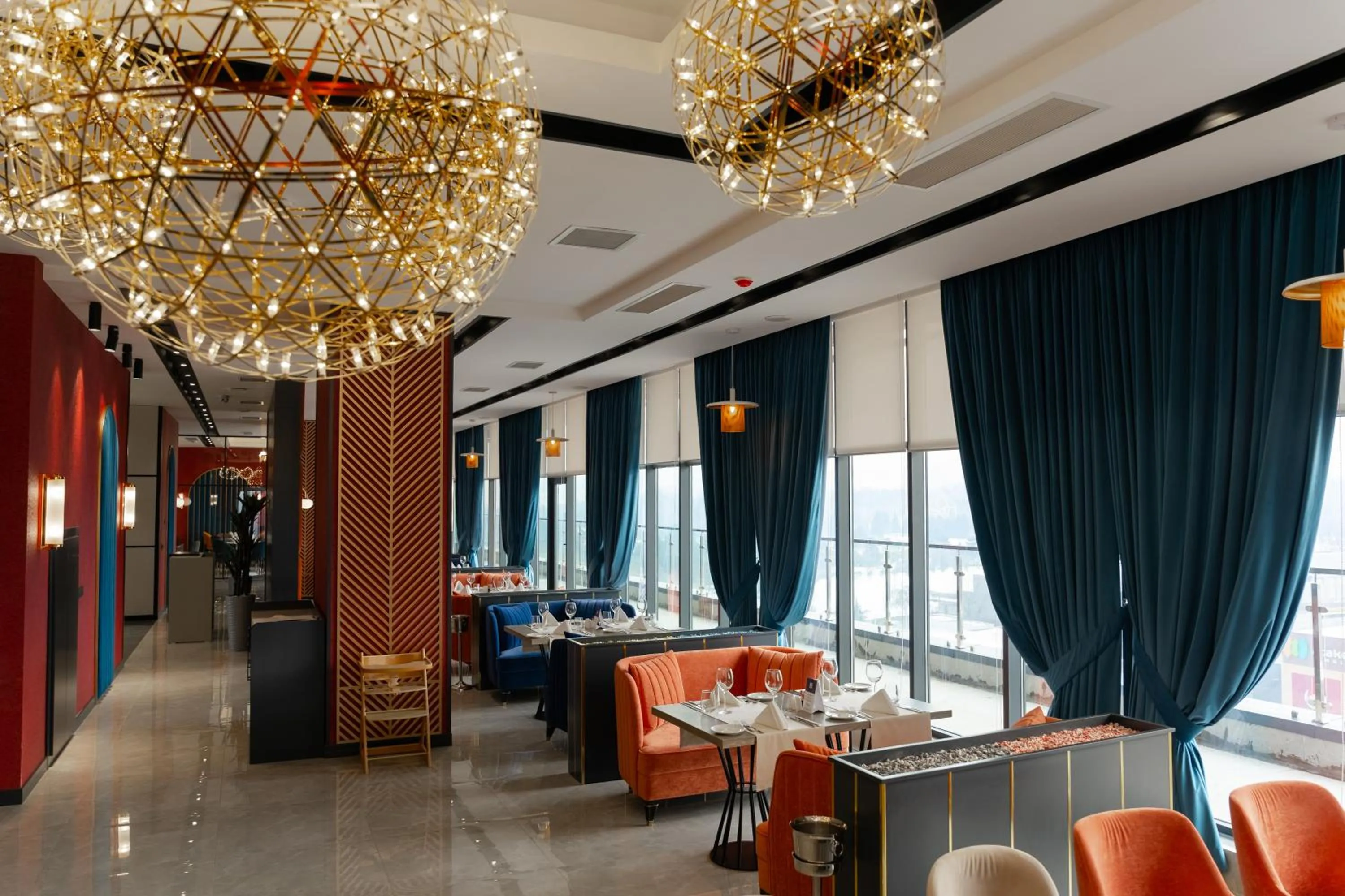 Restaurant/places to eat in Park Dedeman Almaty